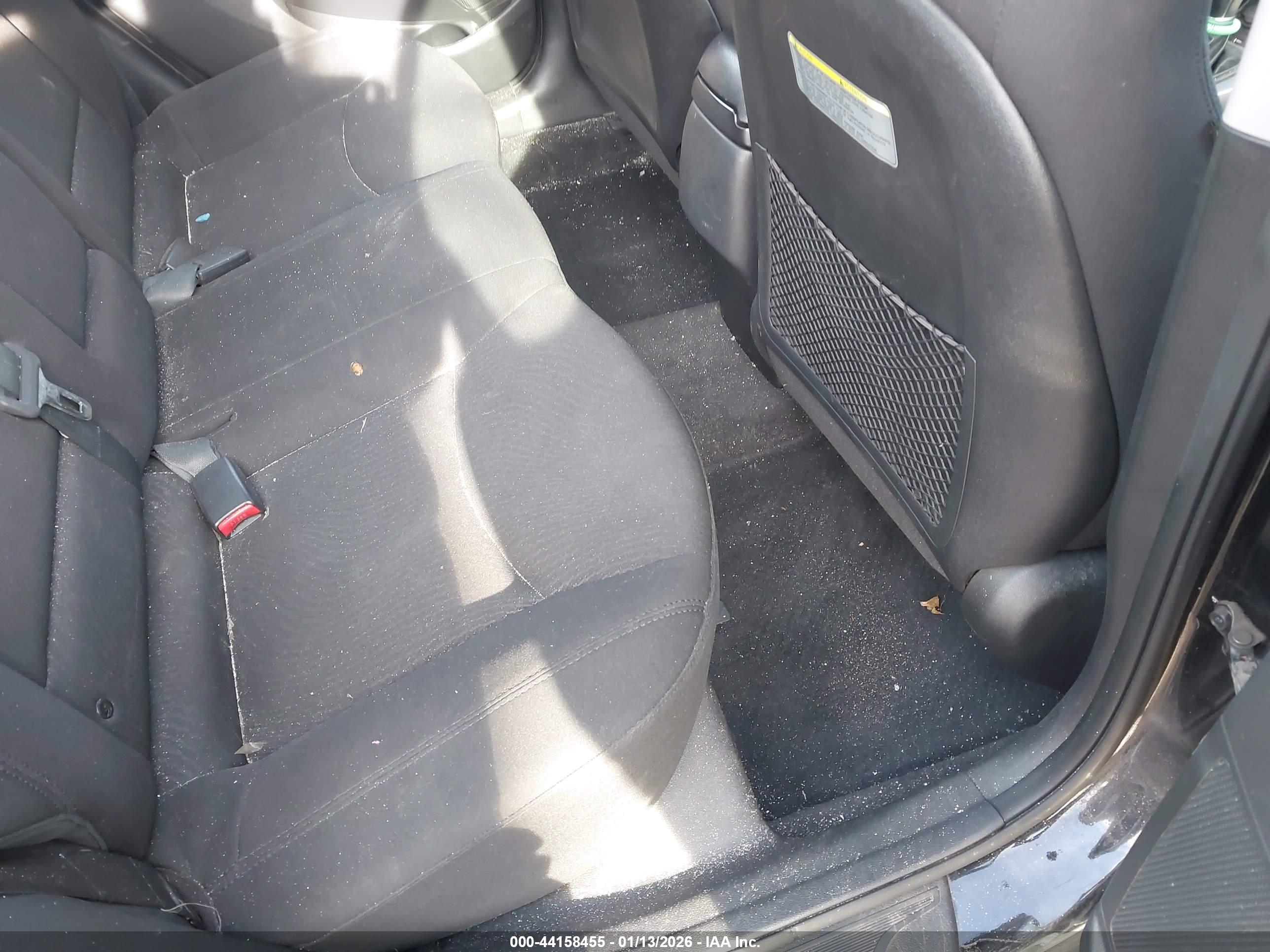 HYUNDAI ELANTRA image 8
