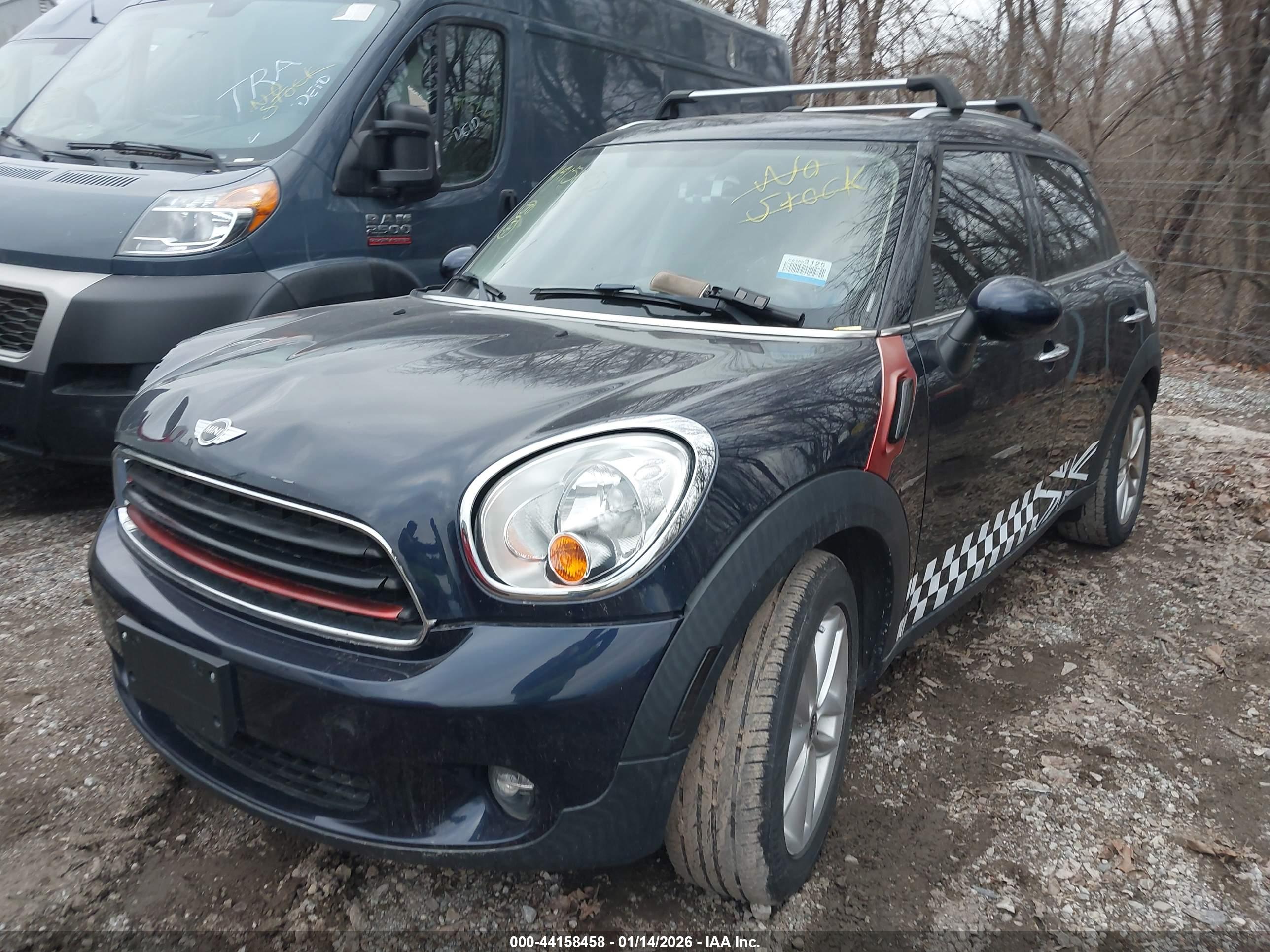 MINI COUNTRYMAN image 2