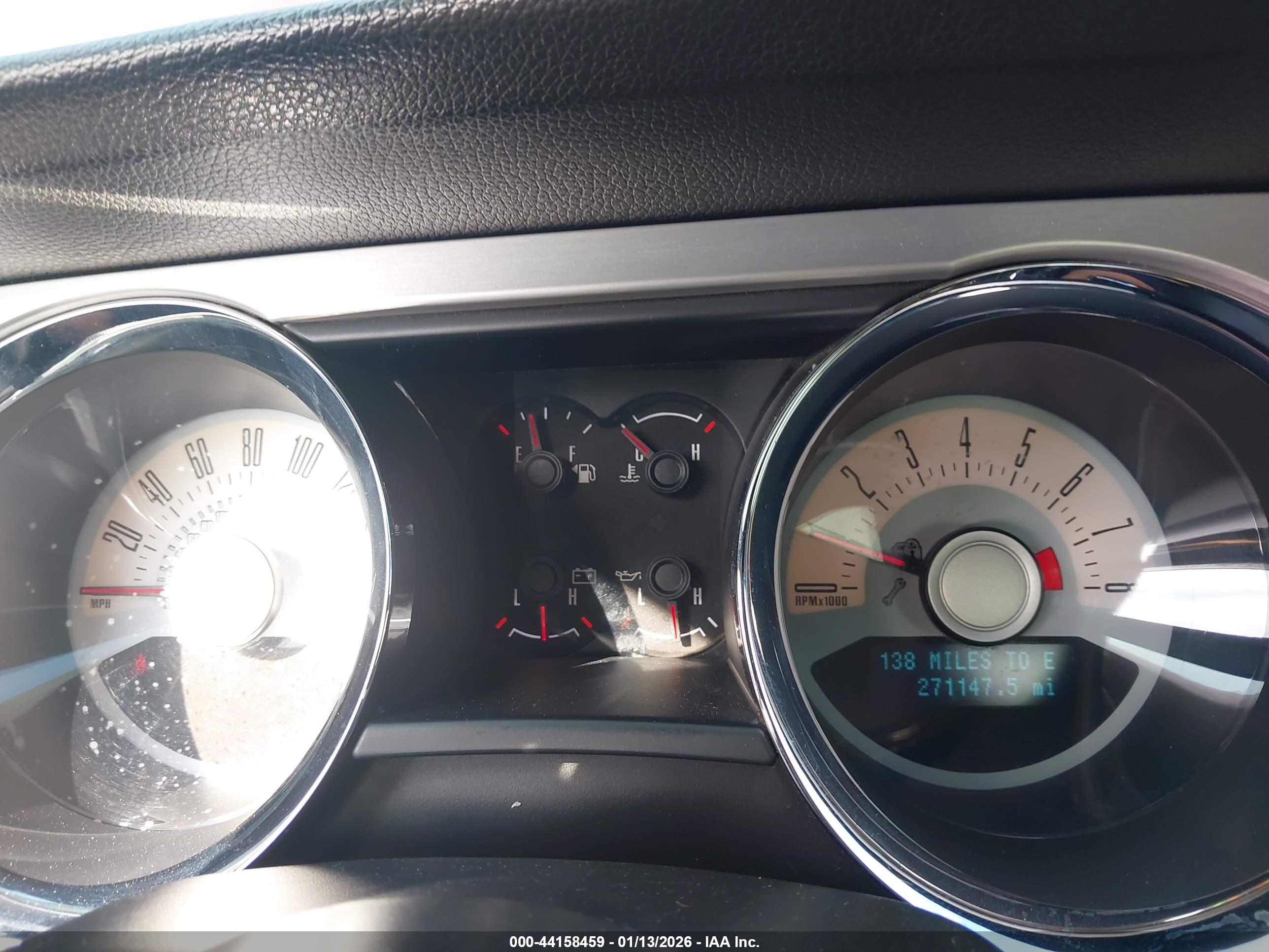 FORD MUSTANG image 7