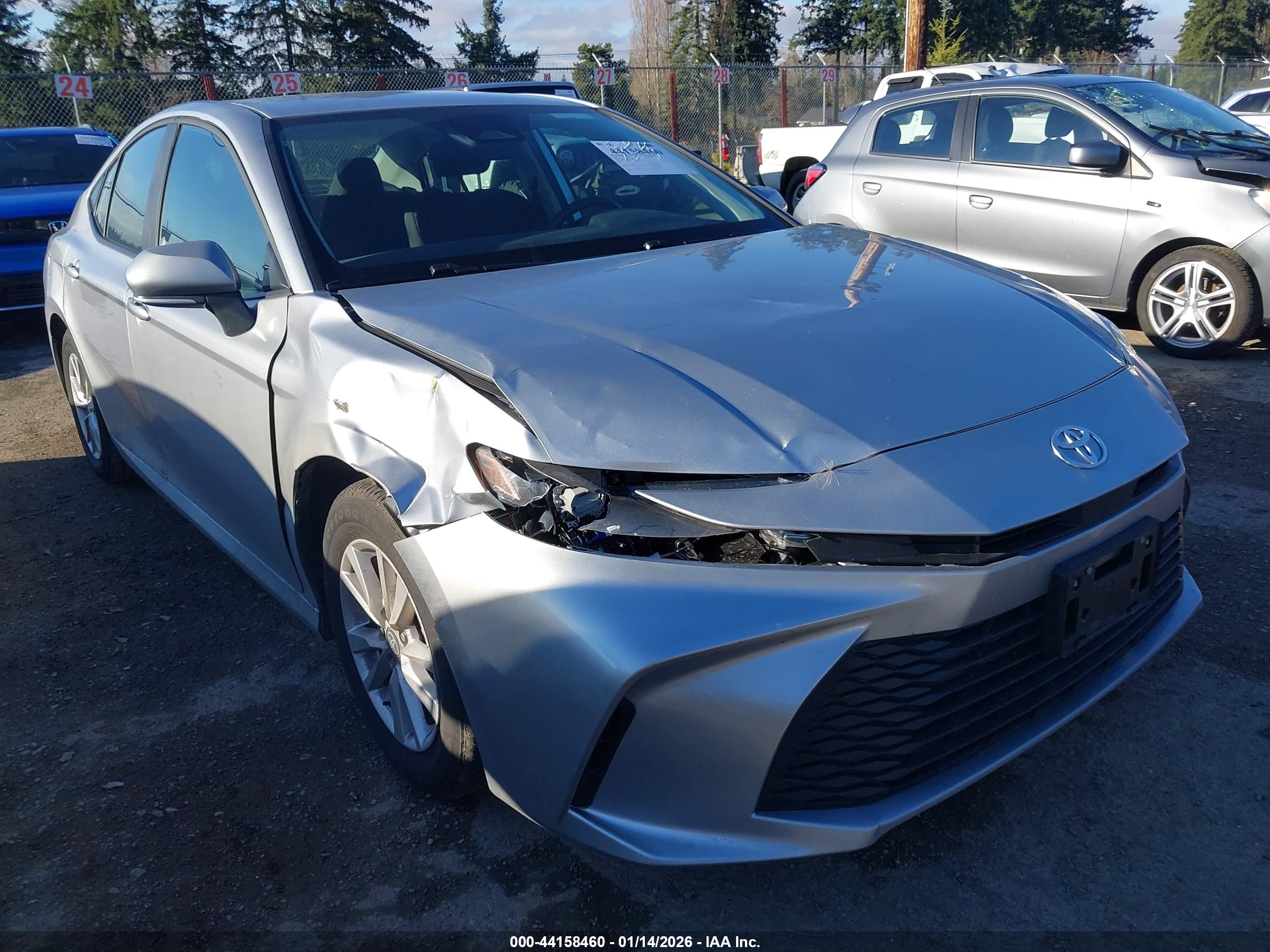 TOYOTA CAMRY image 6