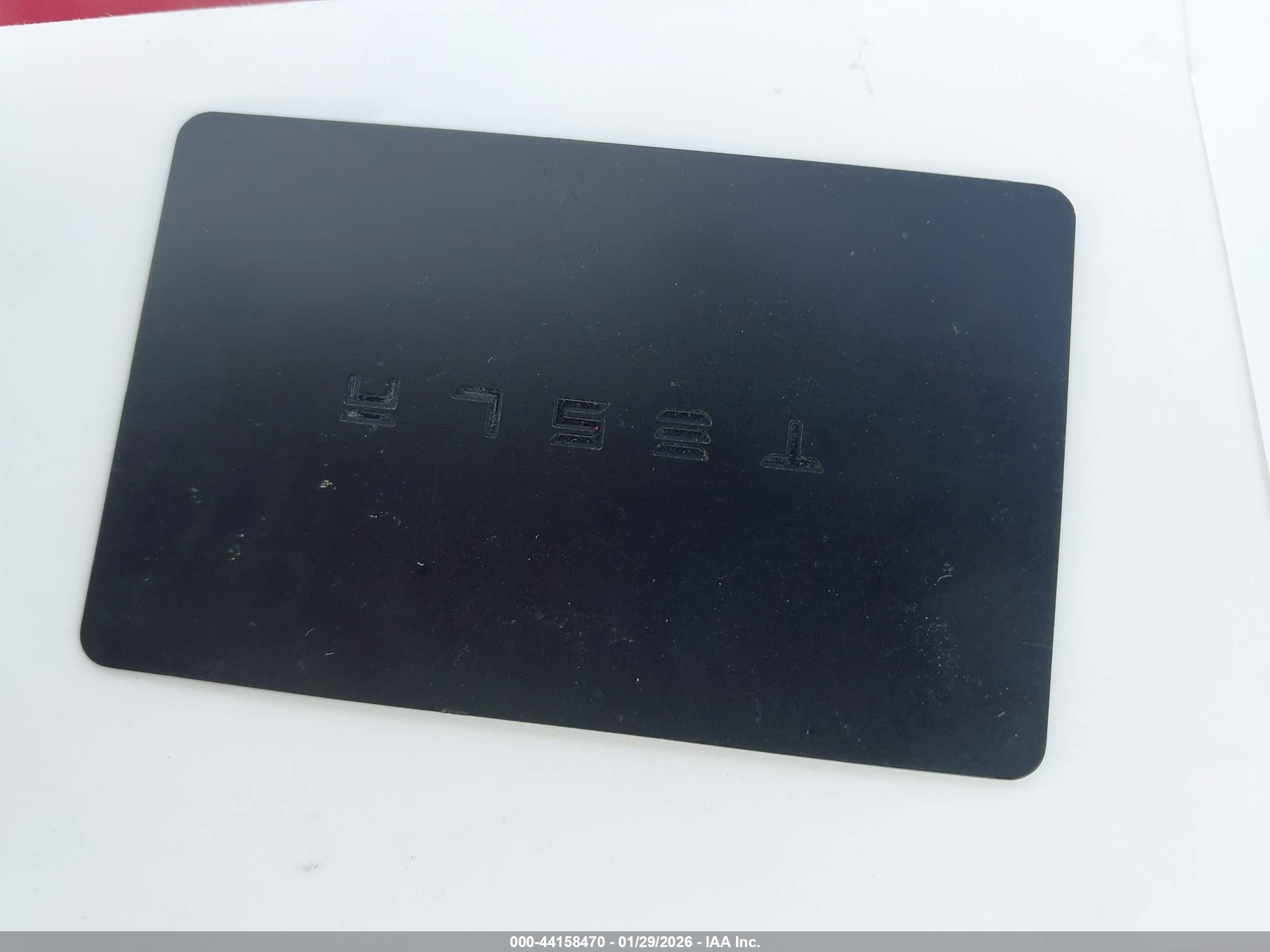 TESLA MODEL image 11