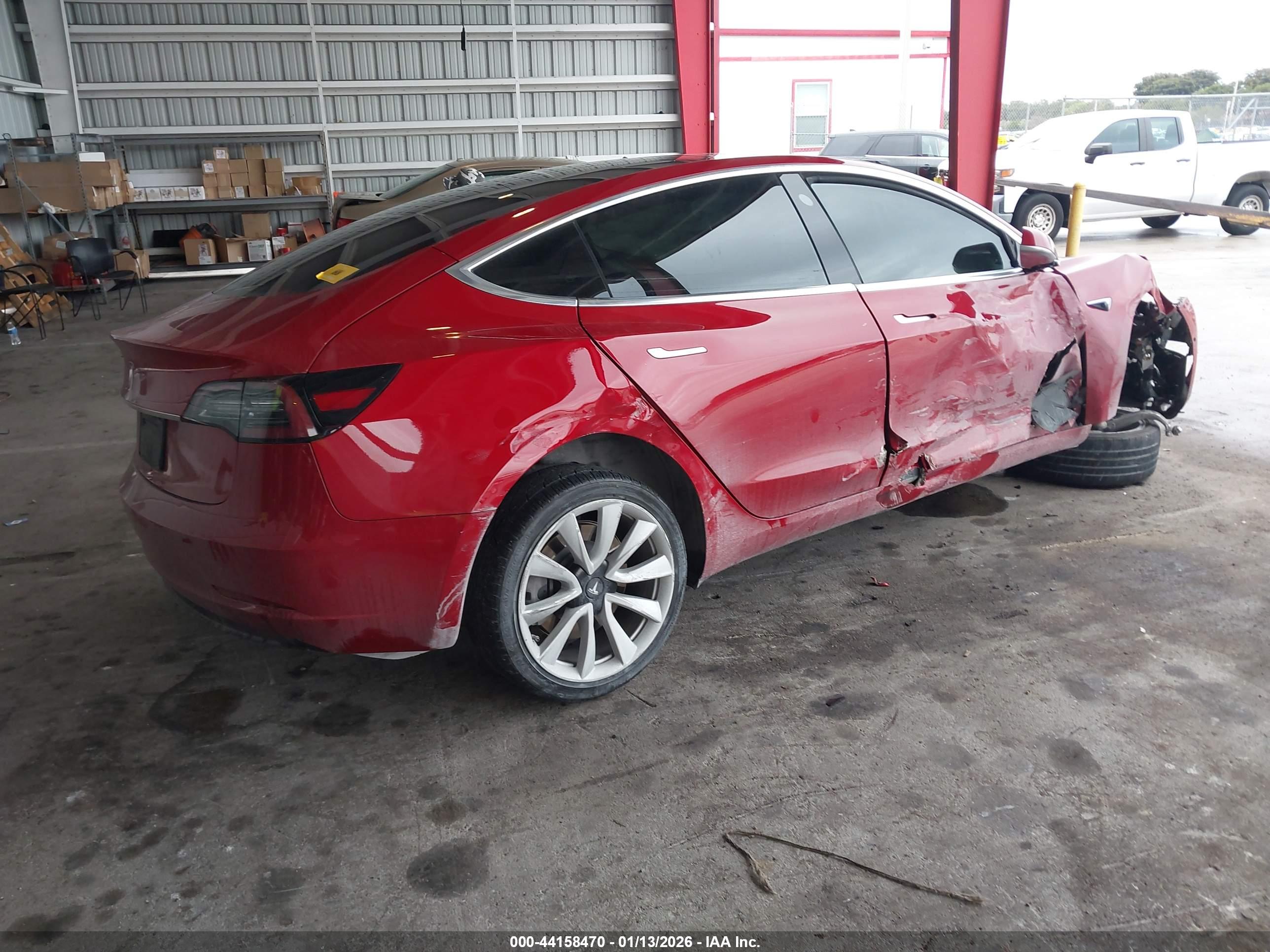 TESLA MODEL image 4