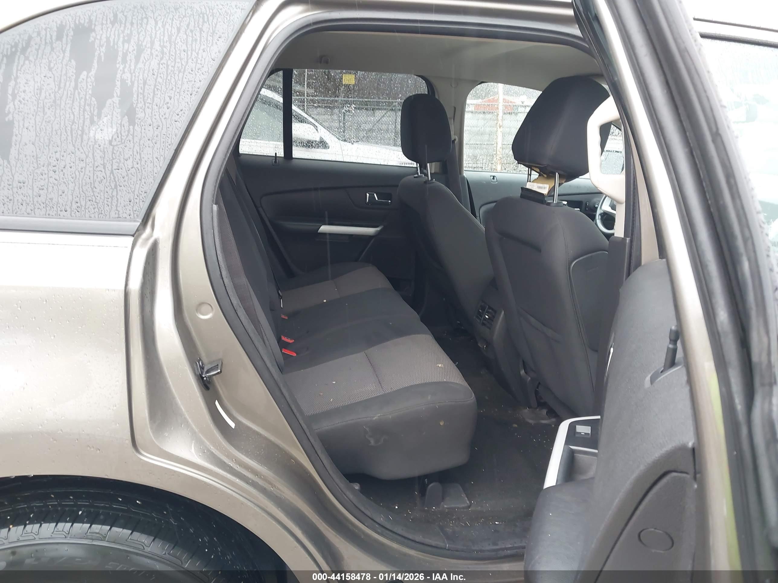 FORD EDGE image 8