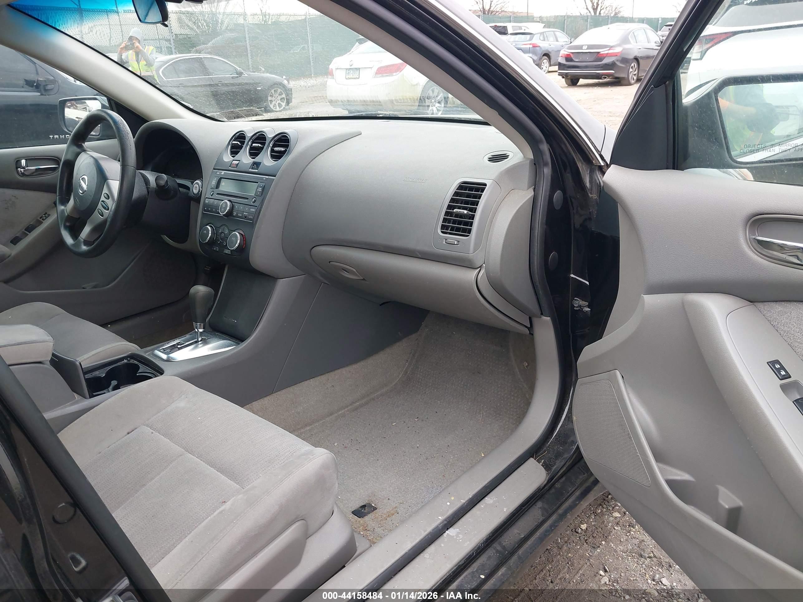 NISSAN ALTIMA image 5