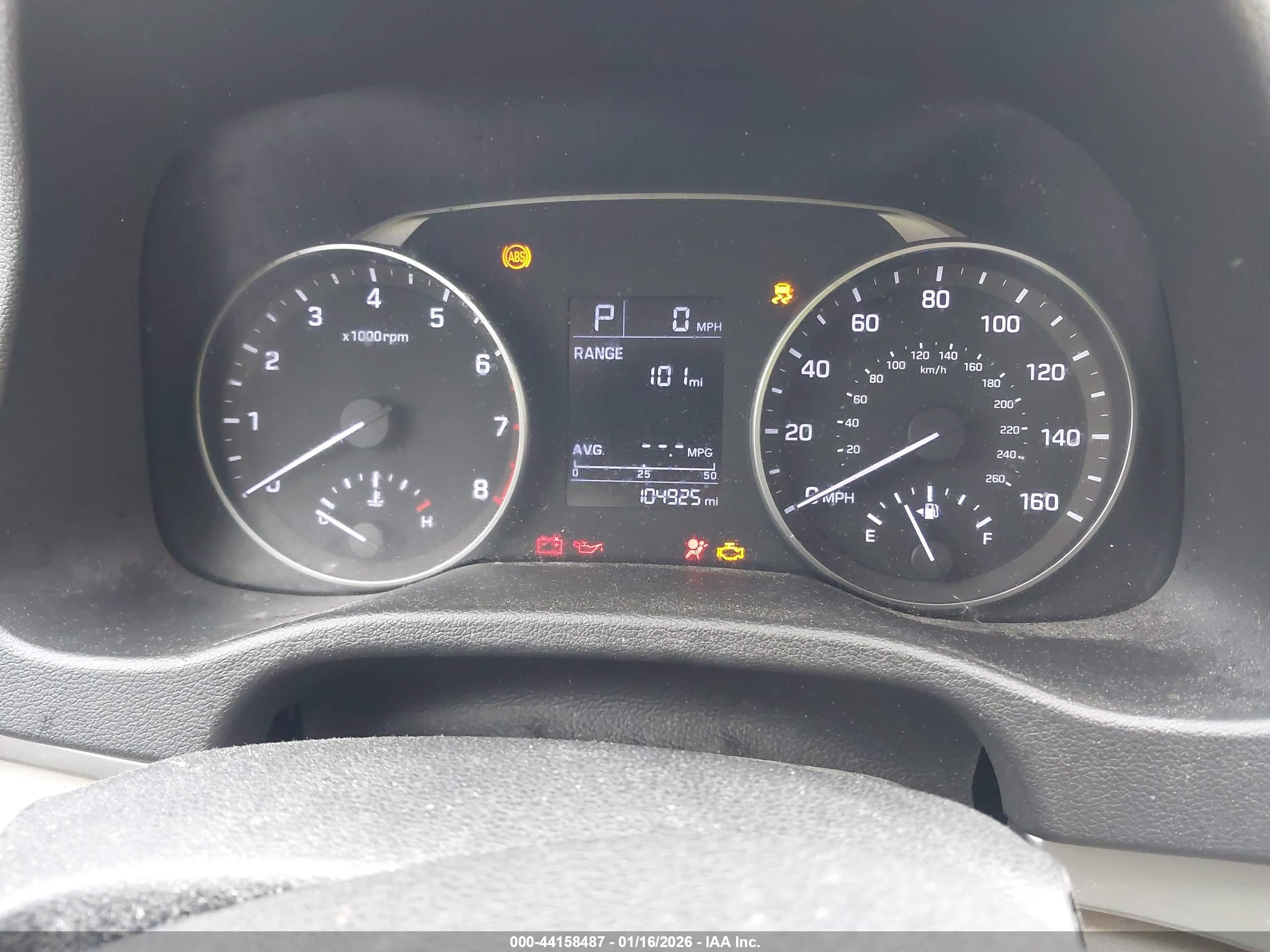 HYUNDAI ELANTRA image 7
