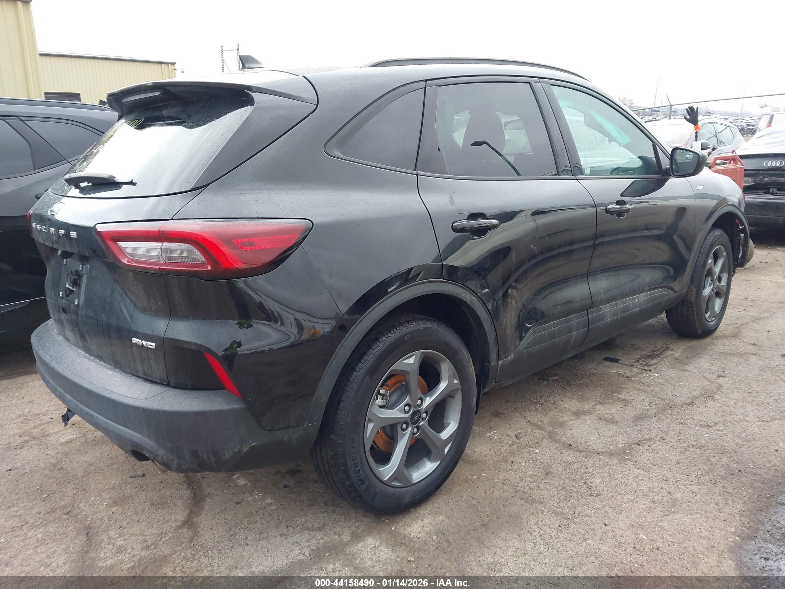 FORD ESCAPE image 4