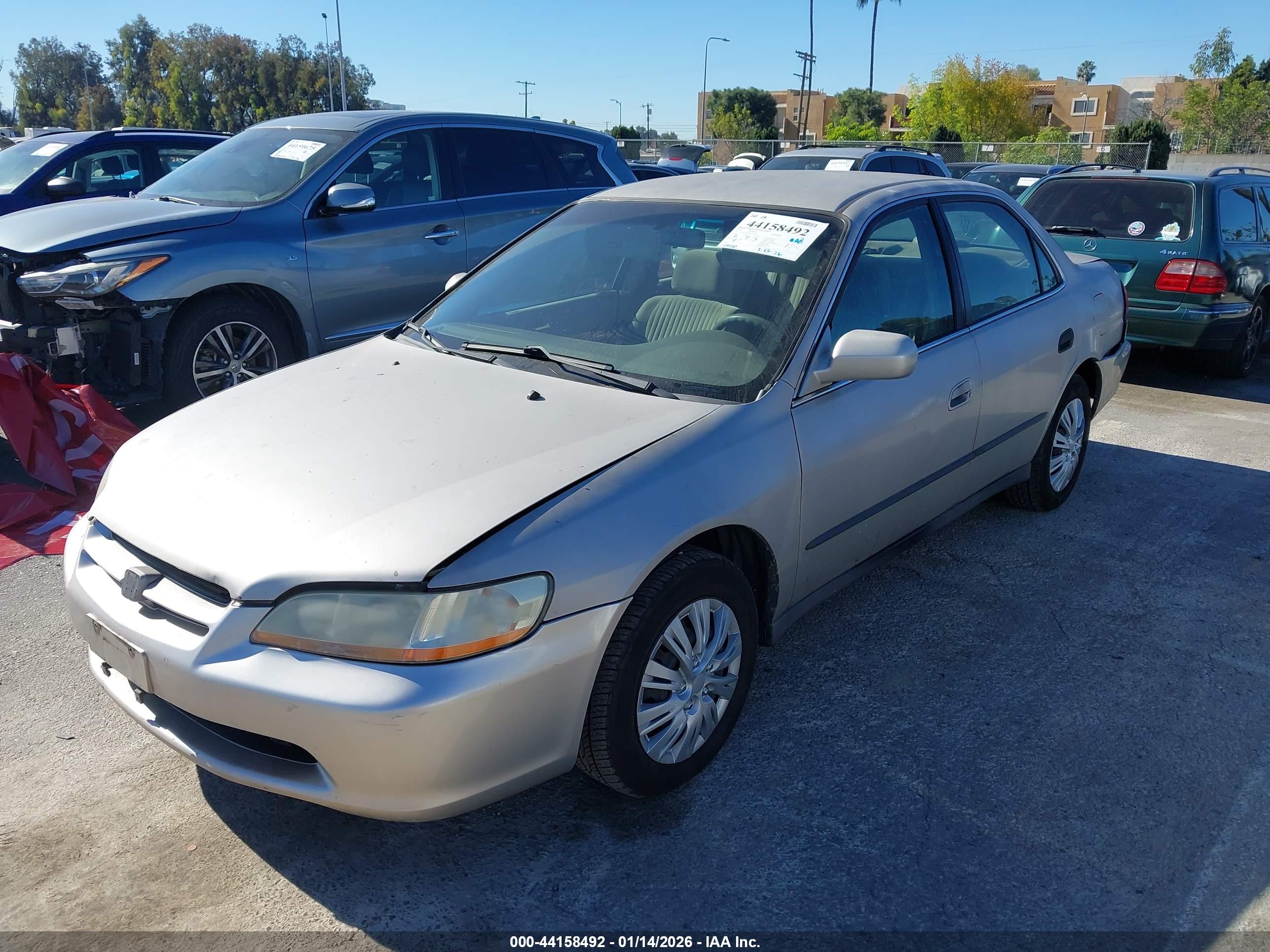 HONDA ACCORD image 2