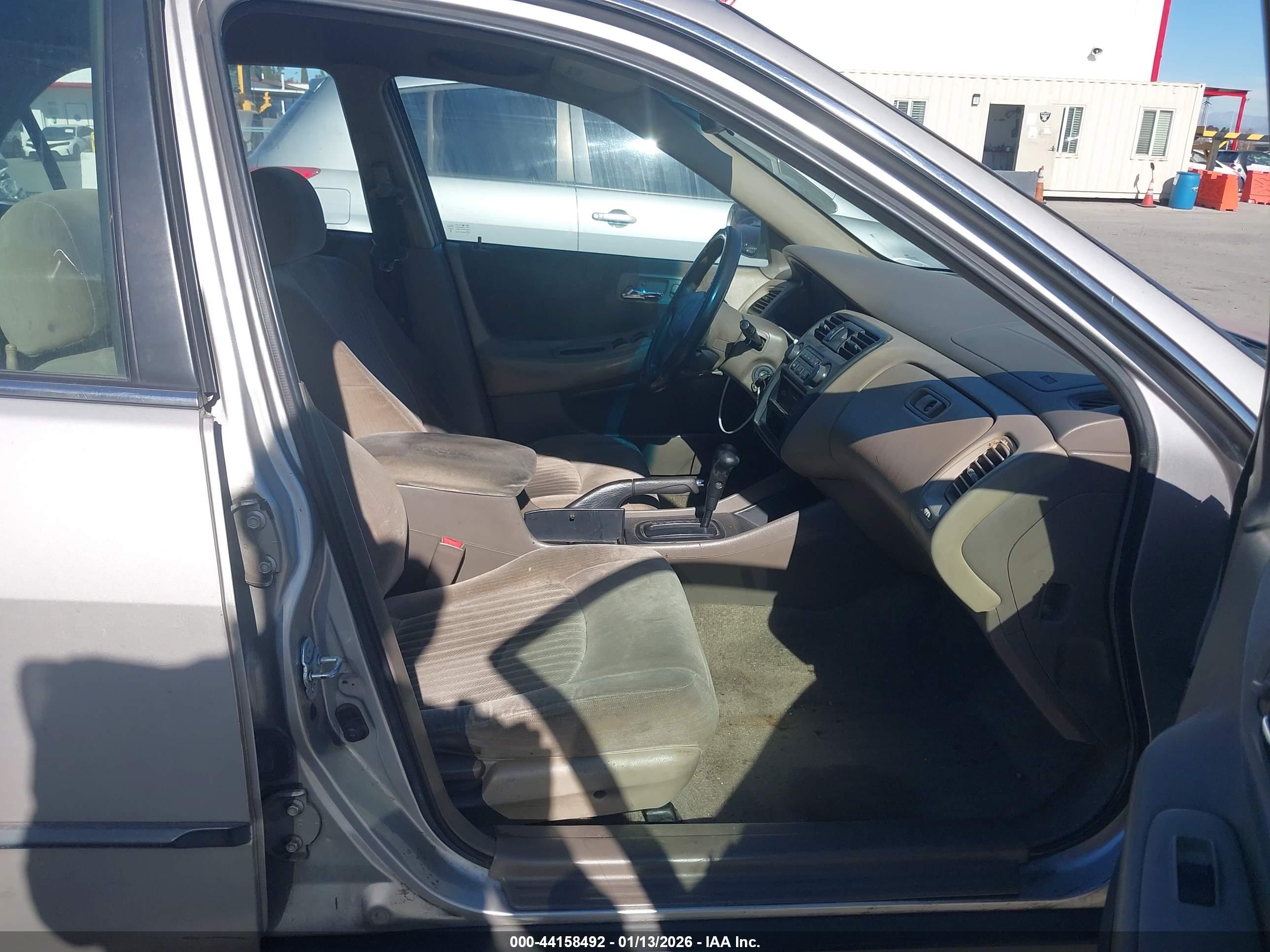 HONDA ACCORD image 5