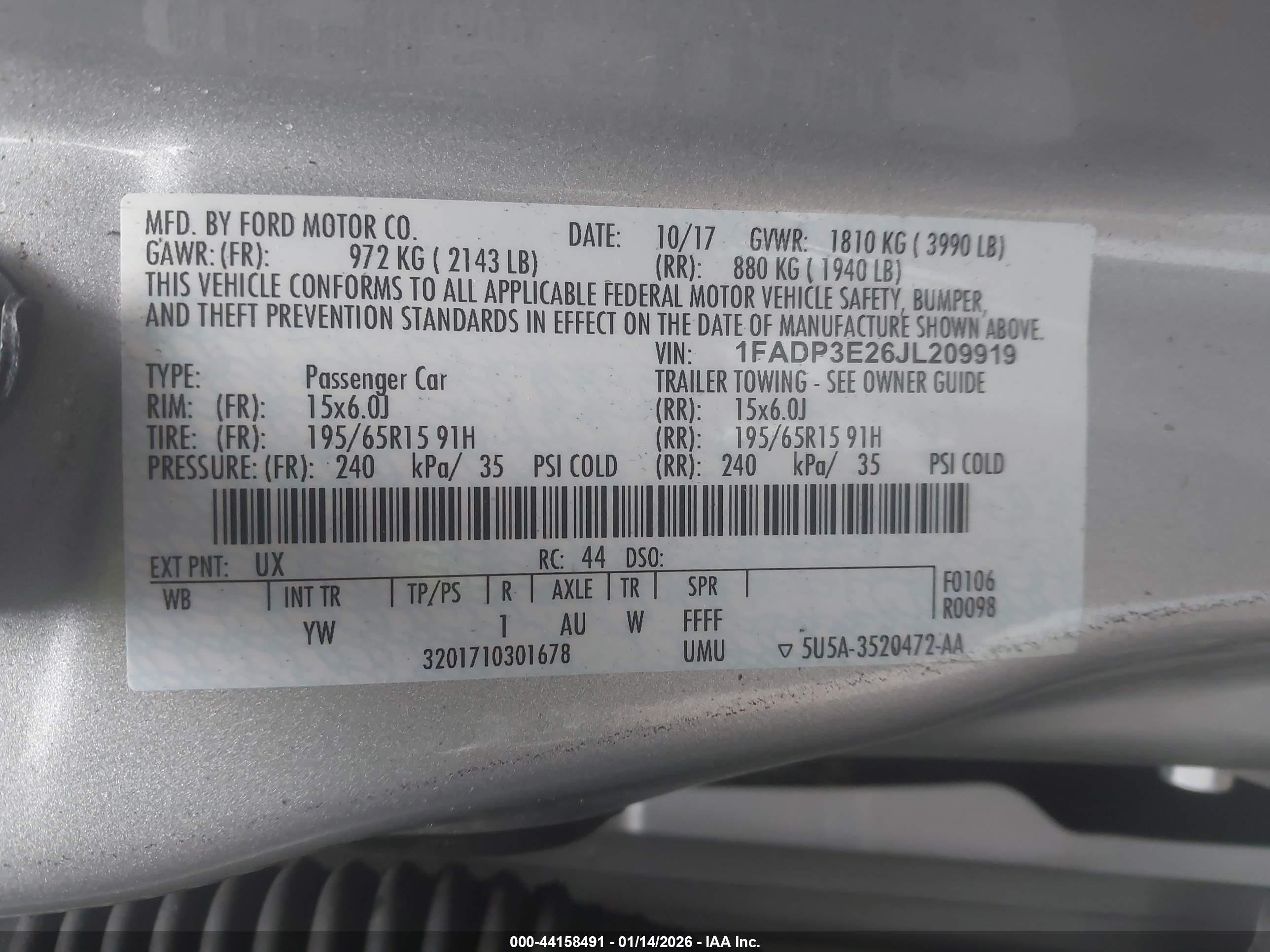 FORD FOCUS image 9