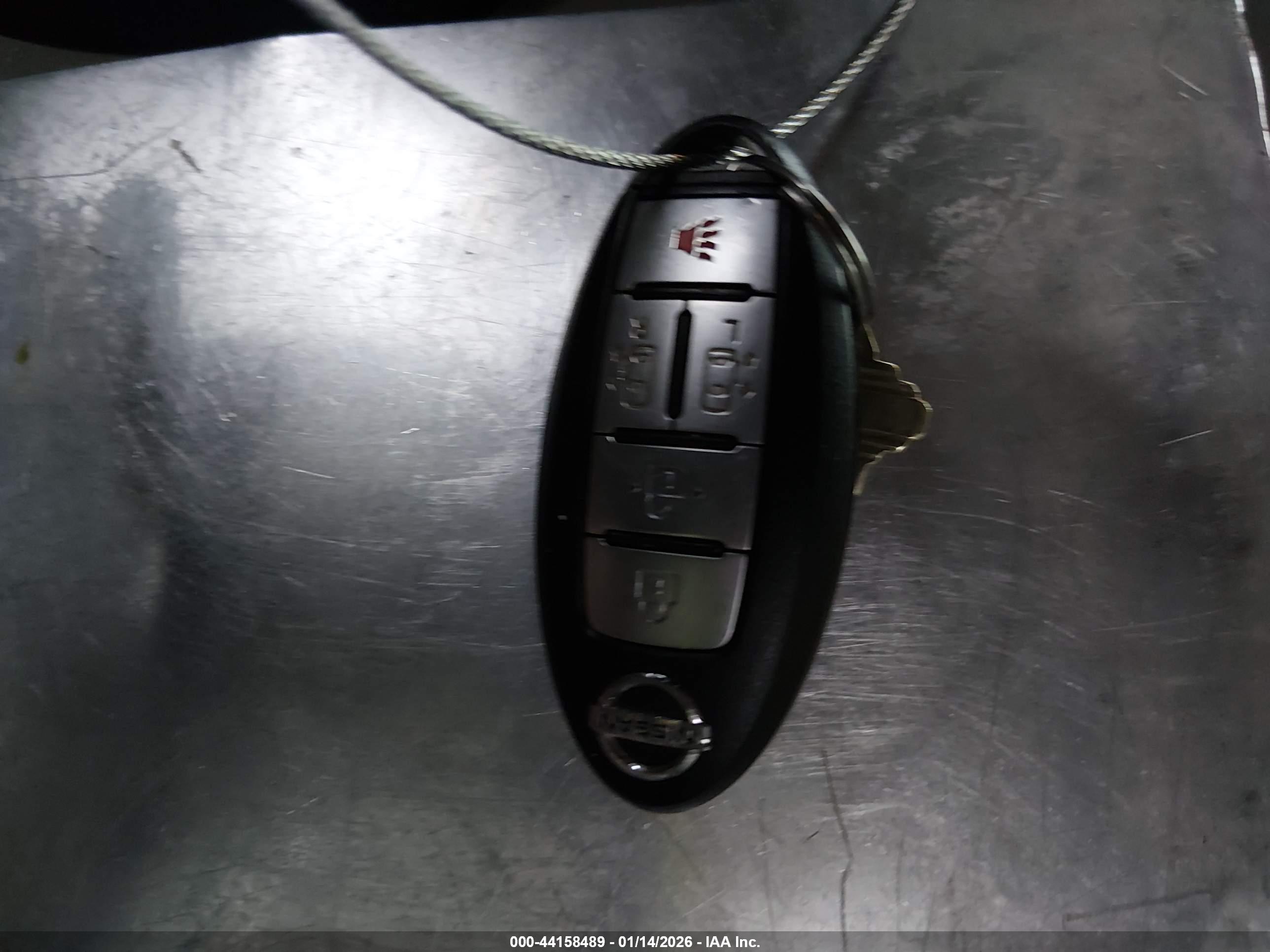 NISSAN QUEST image 11
