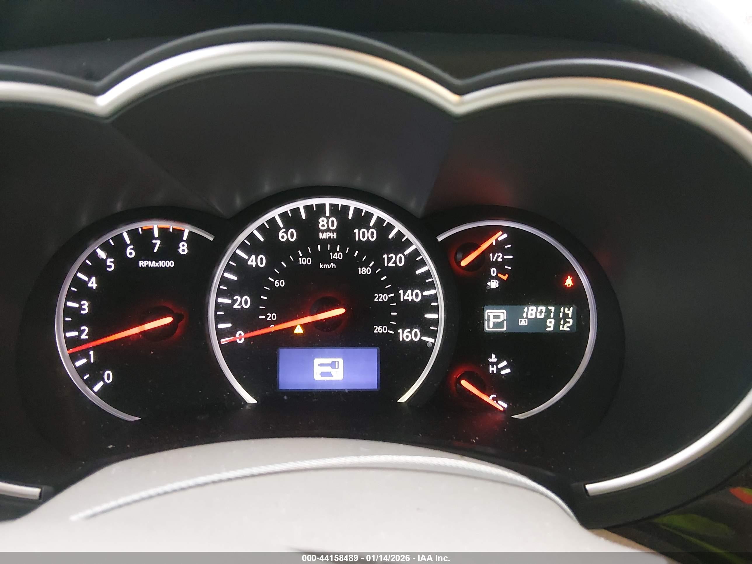 NISSAN QUEST image 7
