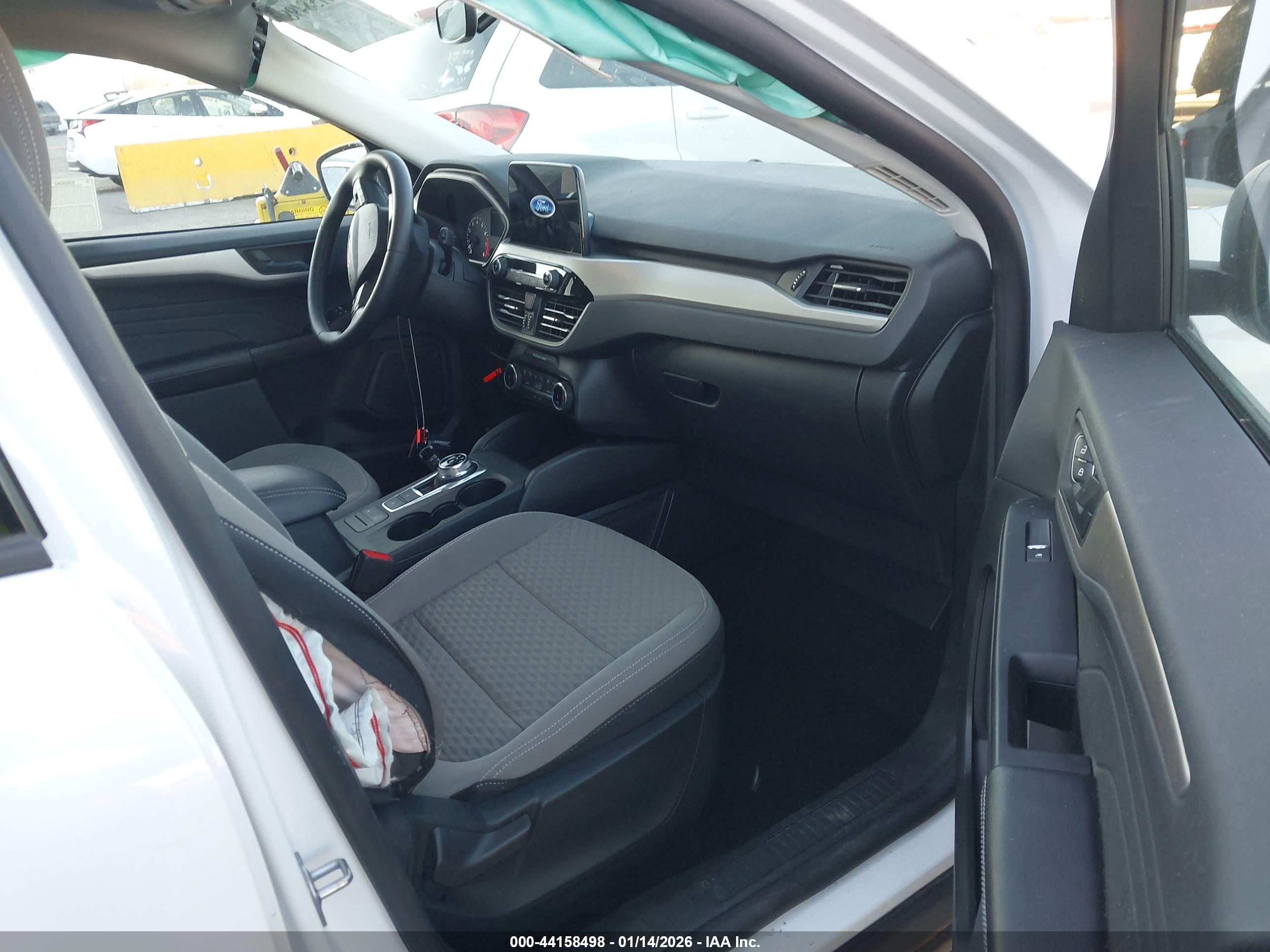 FORD ESCAPE image 5