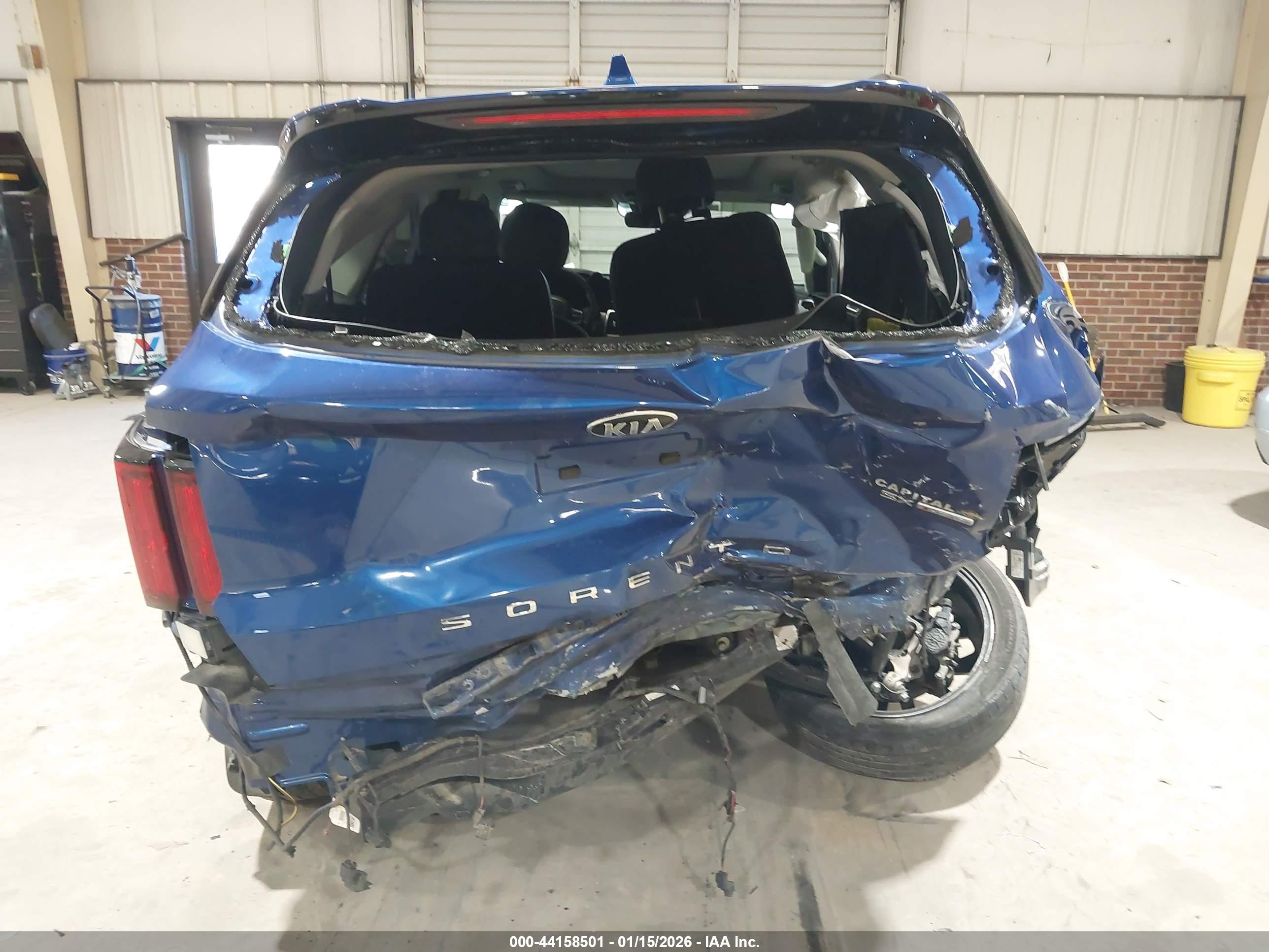 KIA SORENTO image 6