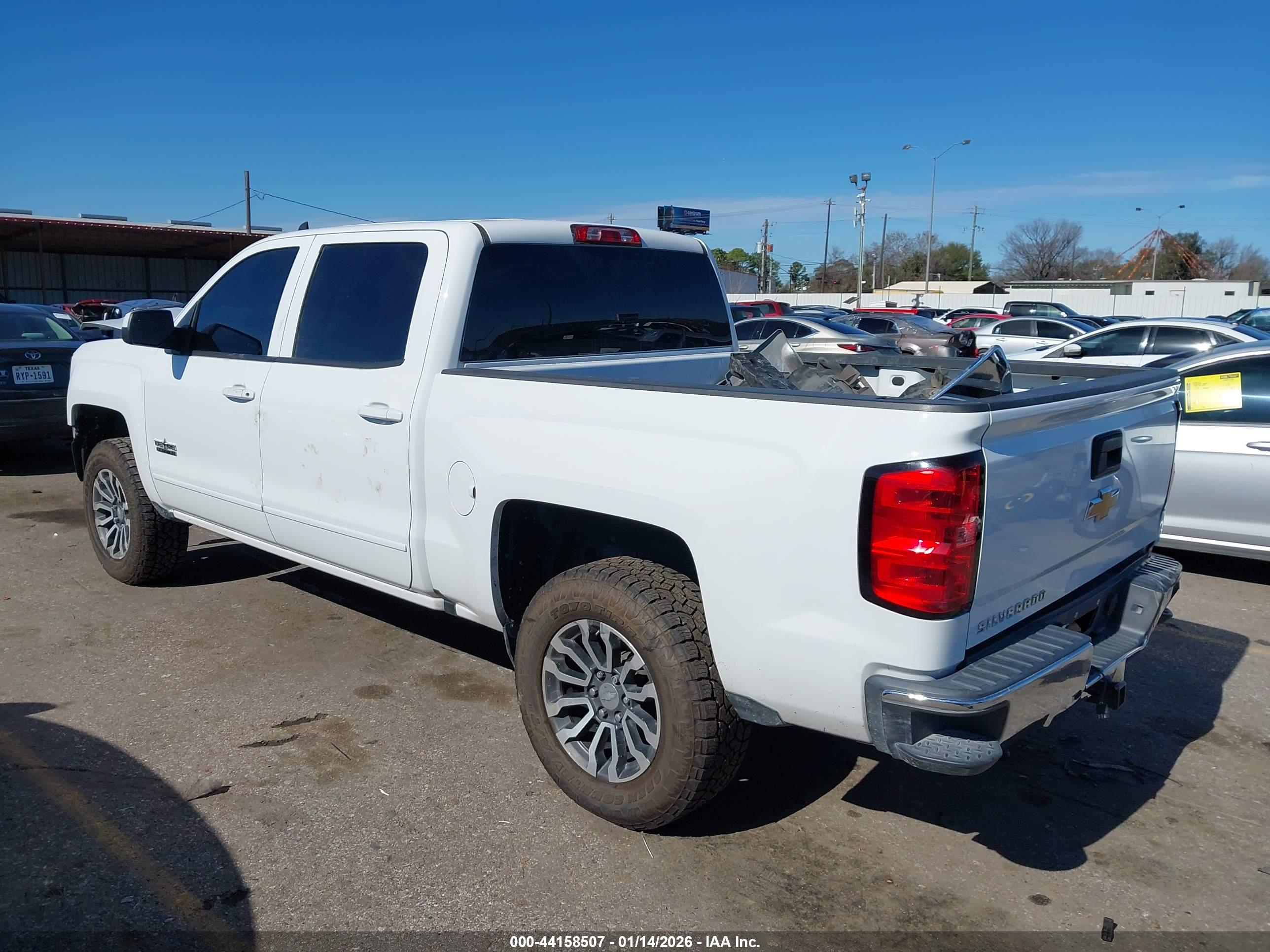 CHEVROLET SILVERADO image 3