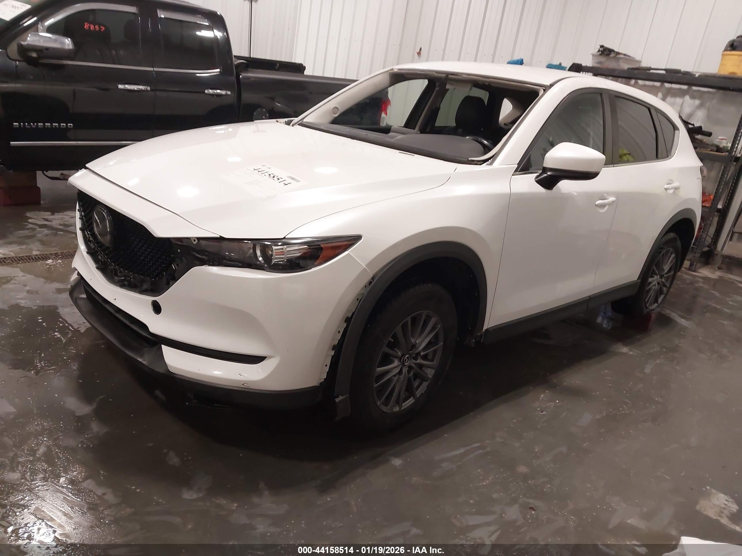 MAZDA CX-5 image 2