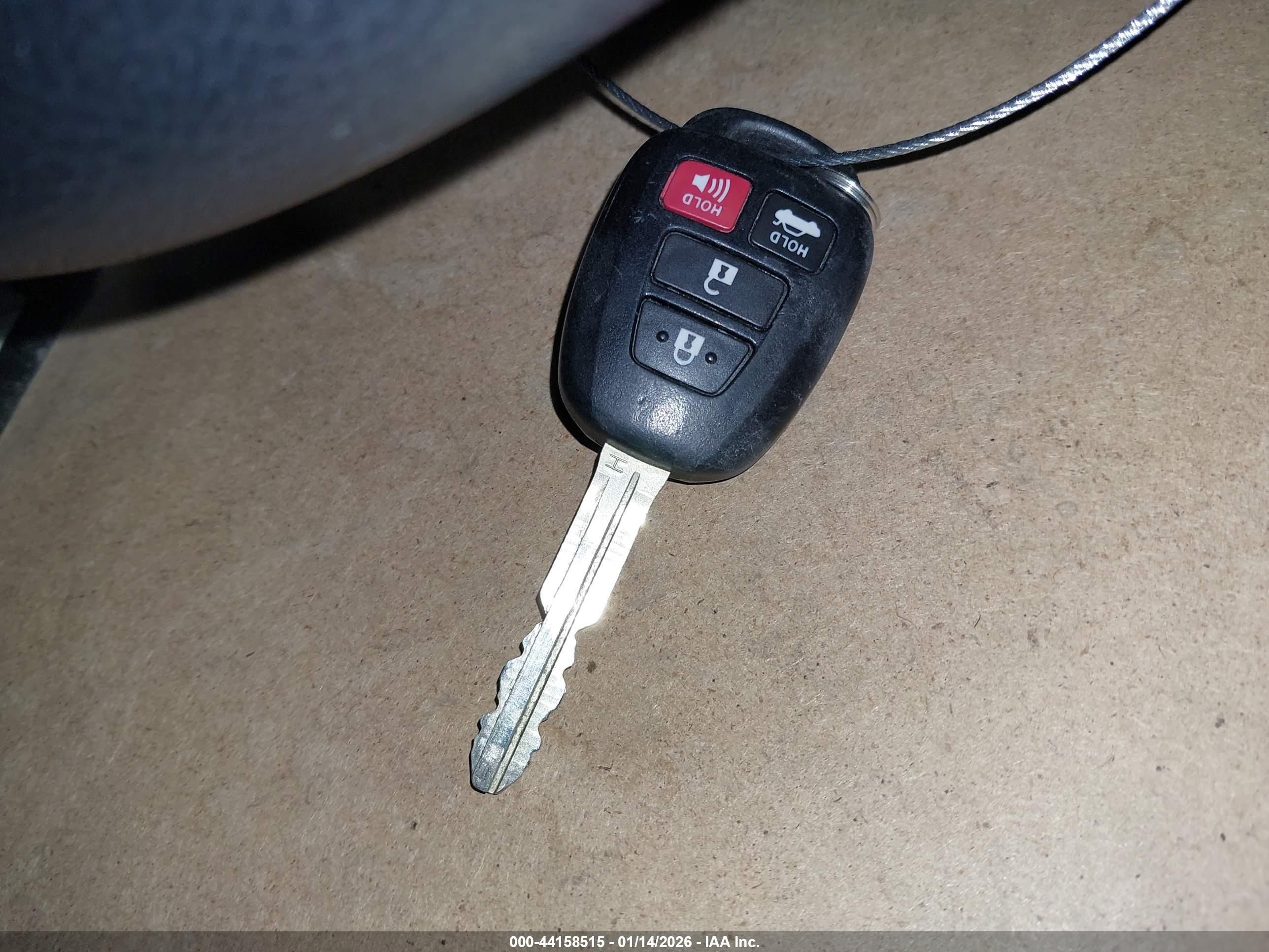 TOYOTA CAMRY image 11