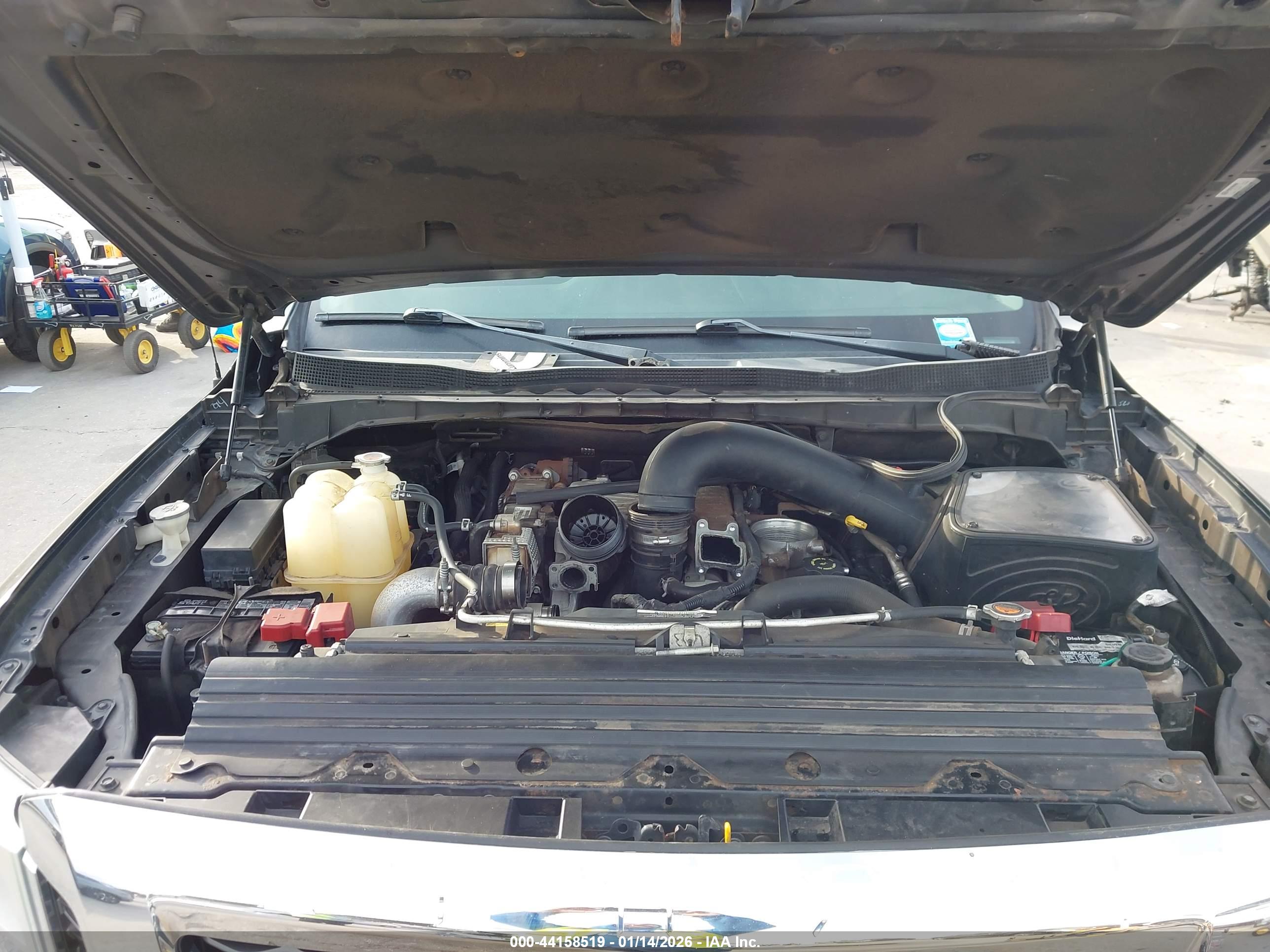 NISSAN TITAN image 10
