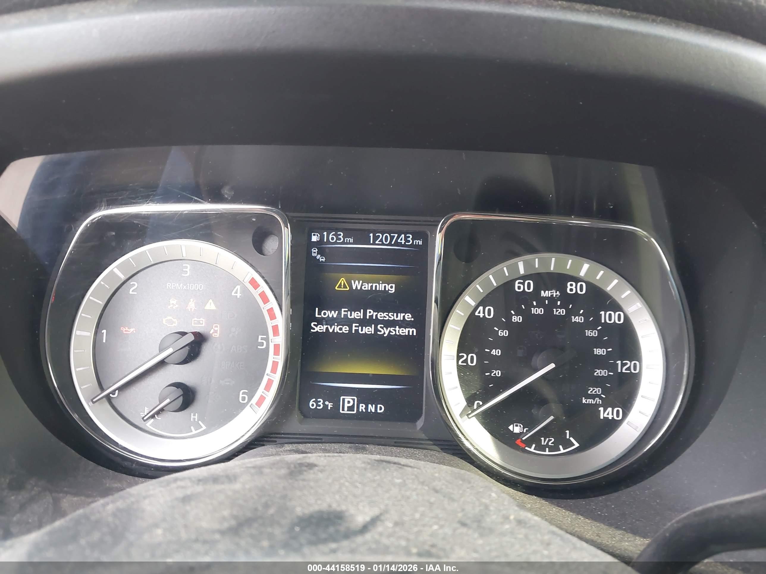 NISSAN TITAN image 7
