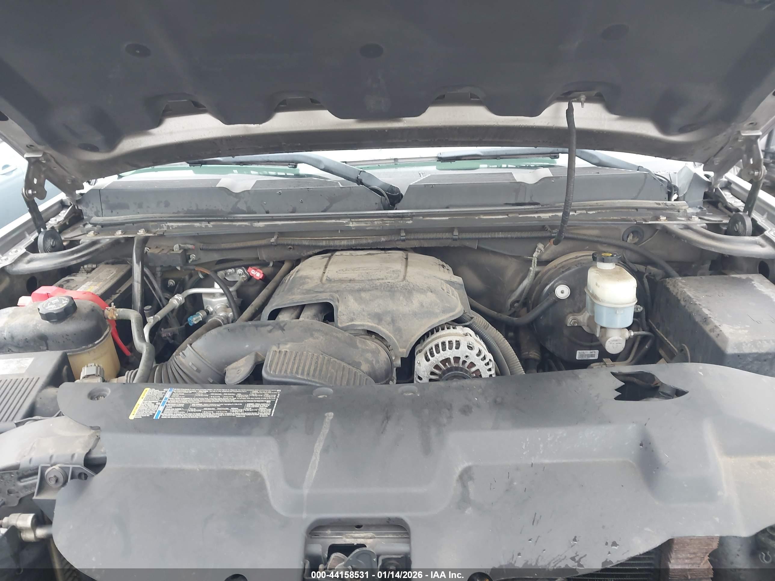 CHEVROLET SILVERADO image 10