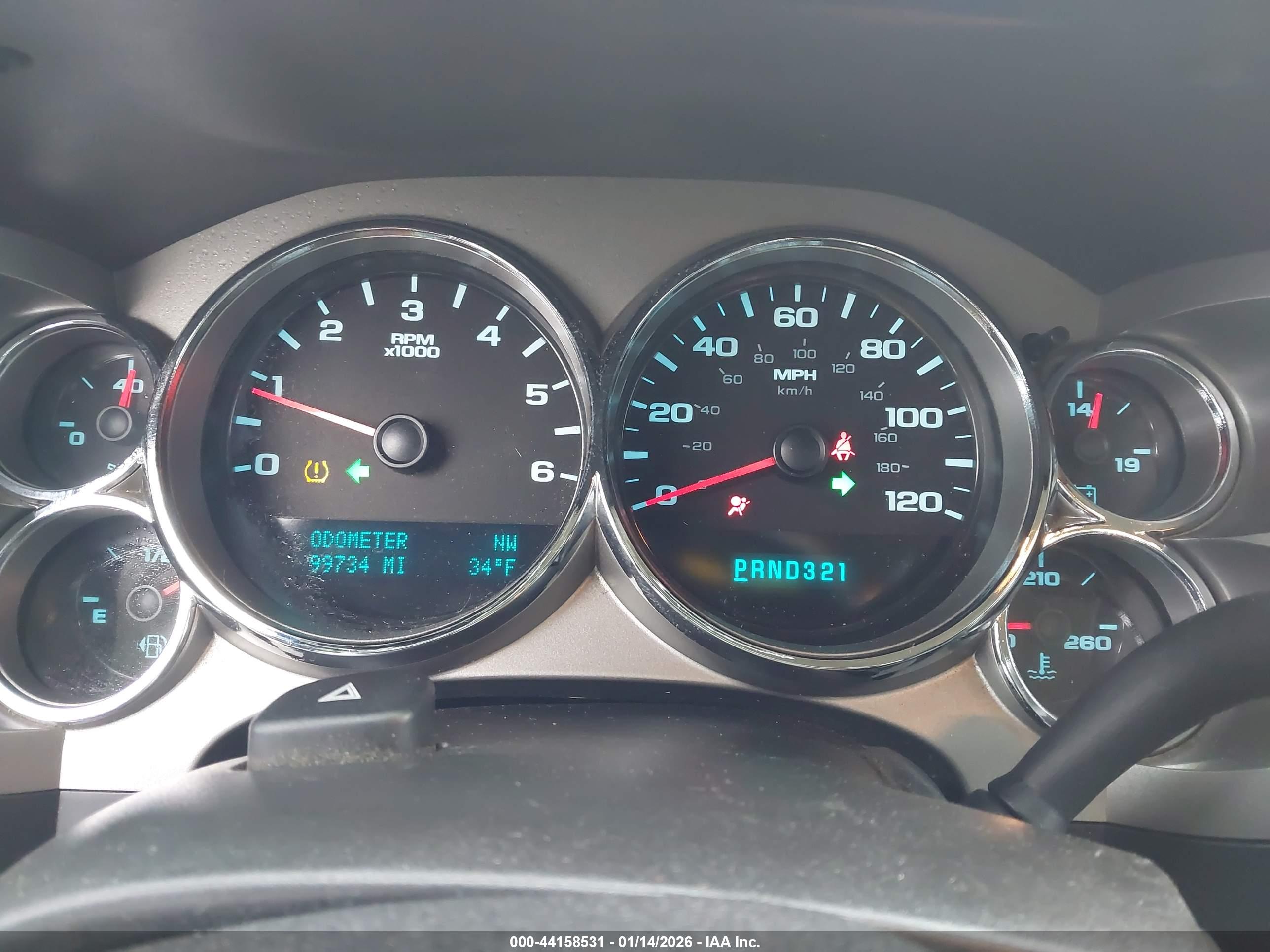 CHEVROLET SILVERADO image 7
