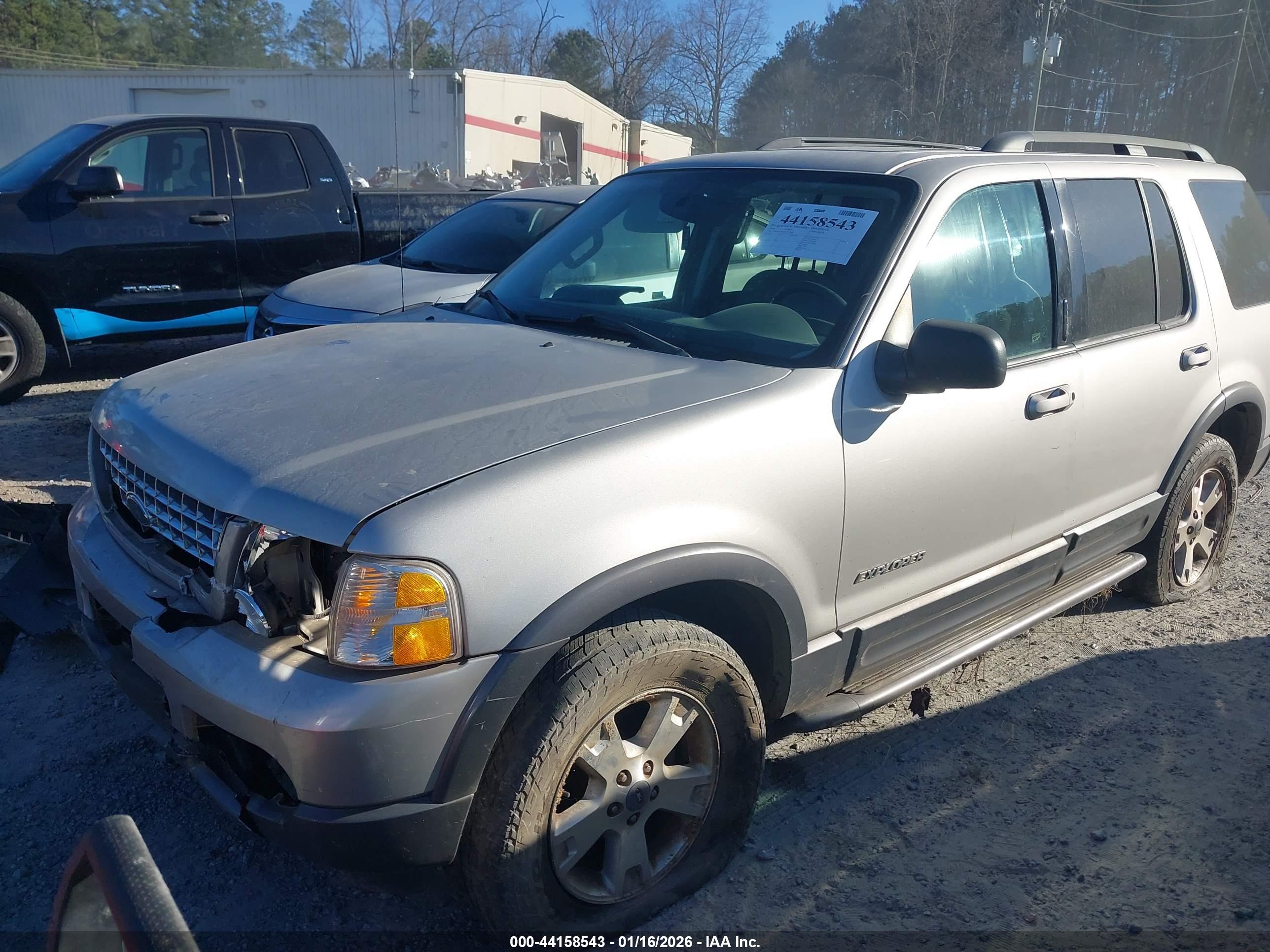 FORD EXPLORER image 2