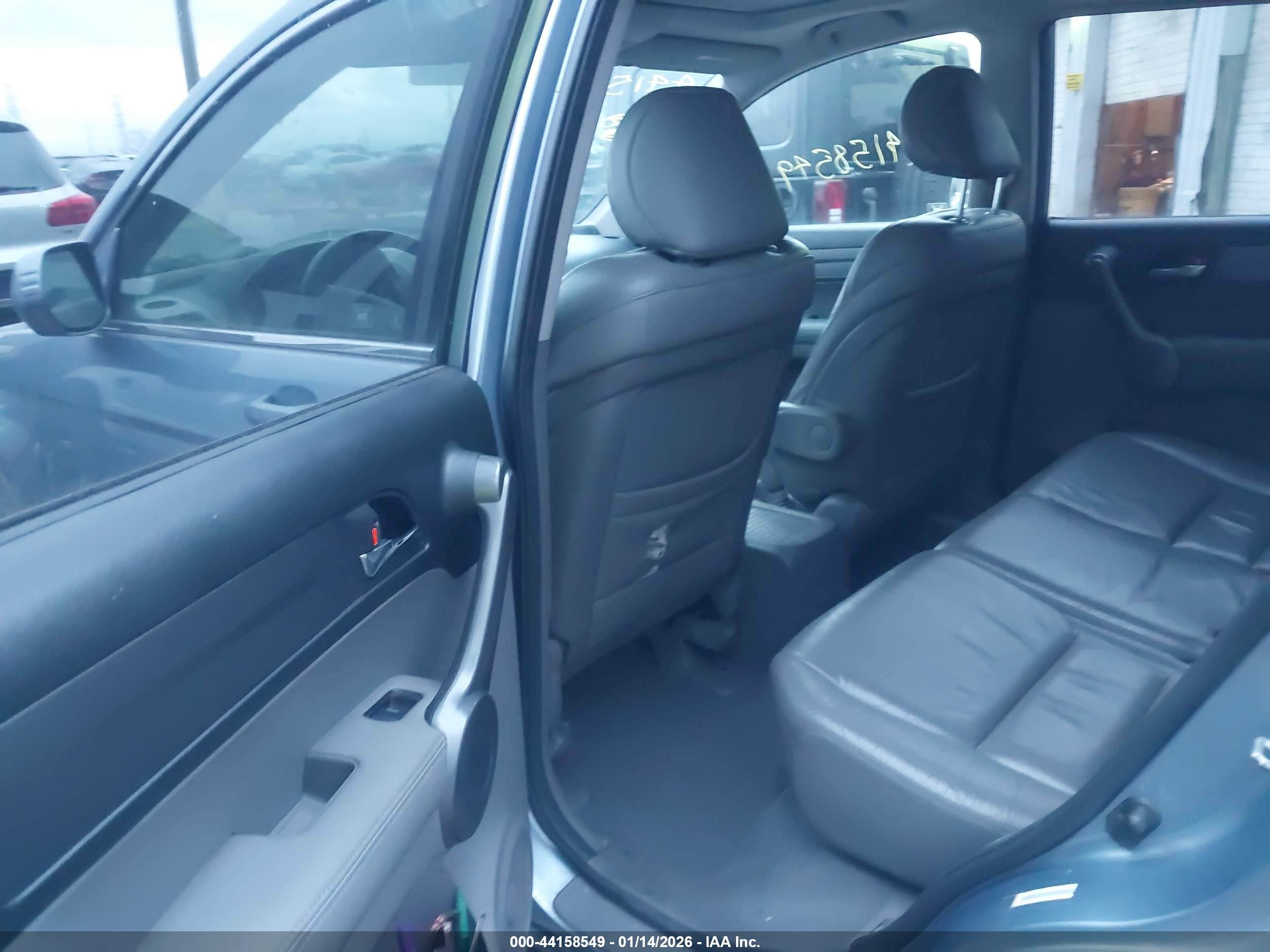 HONDA CR-V image 8