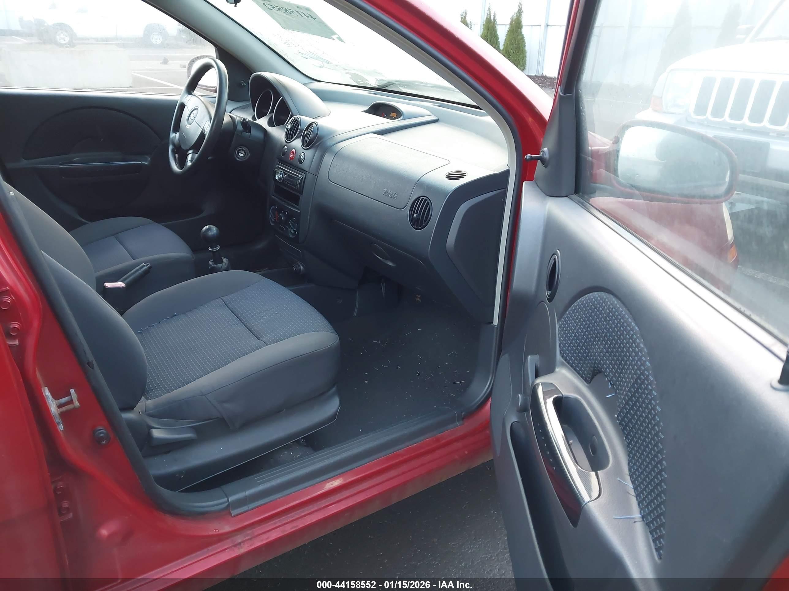 CHEVROLET AVEO image 5