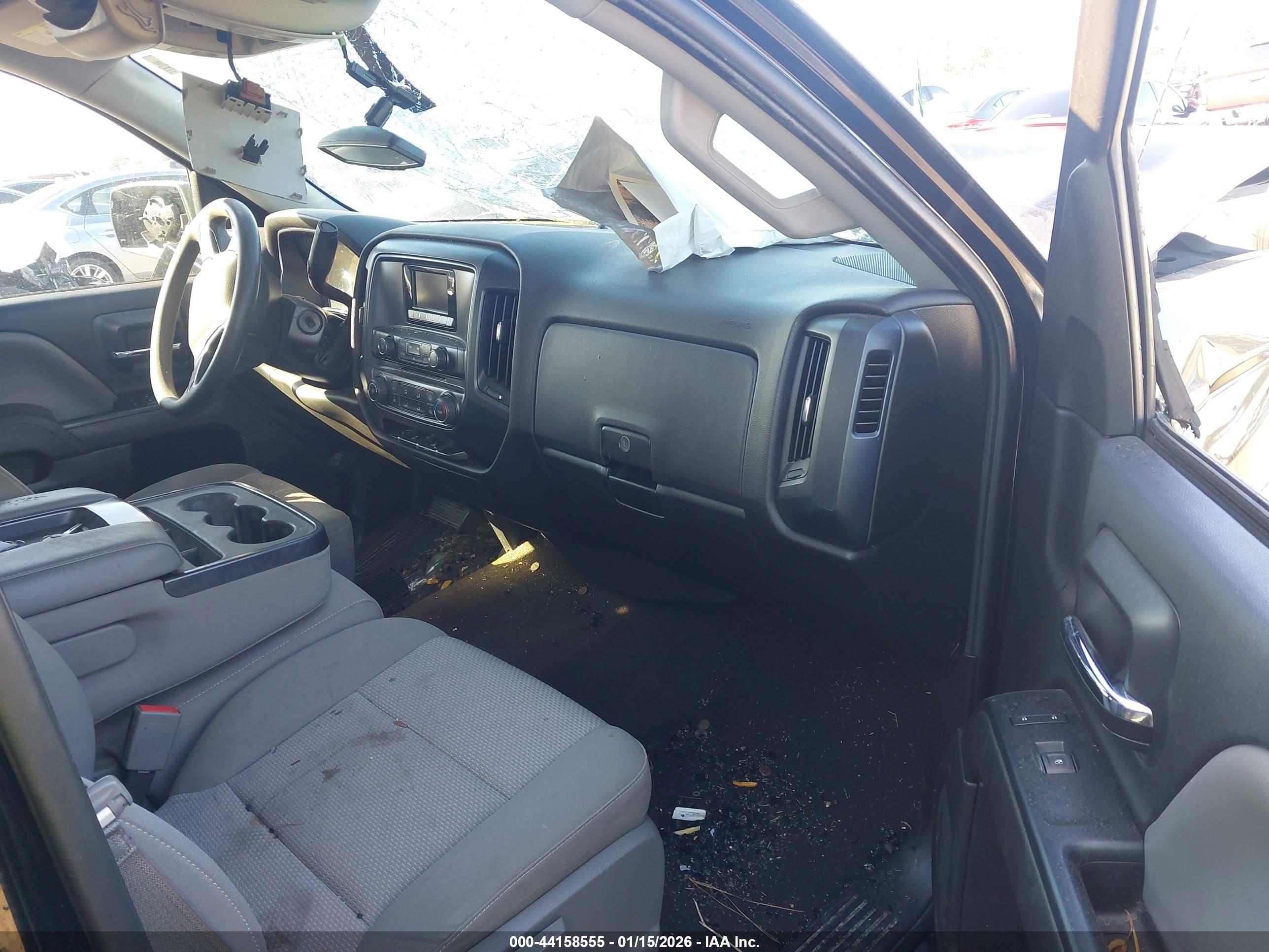 CHEVROLET SILVERADO image 5