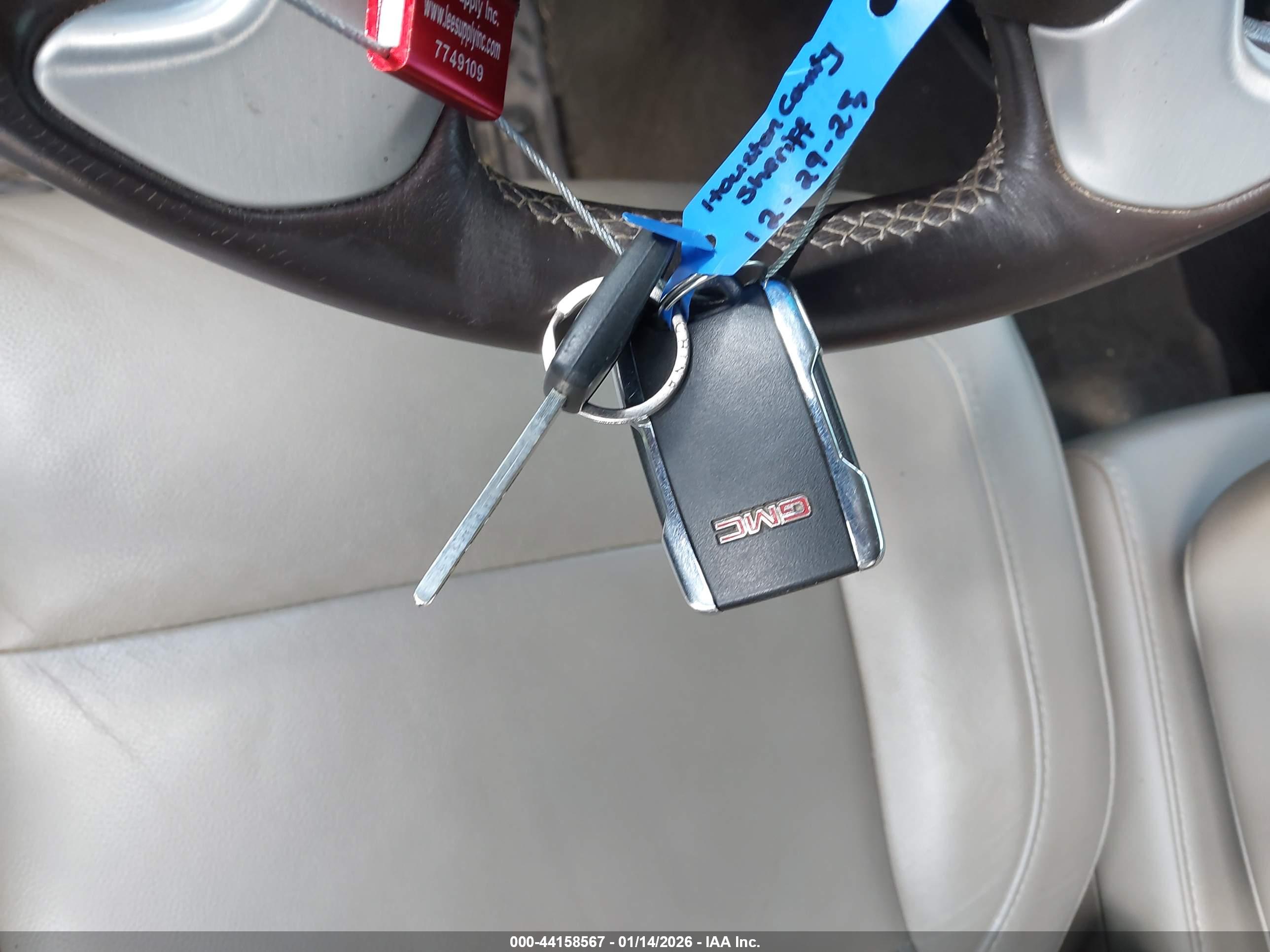 GMC SIERRA image 11