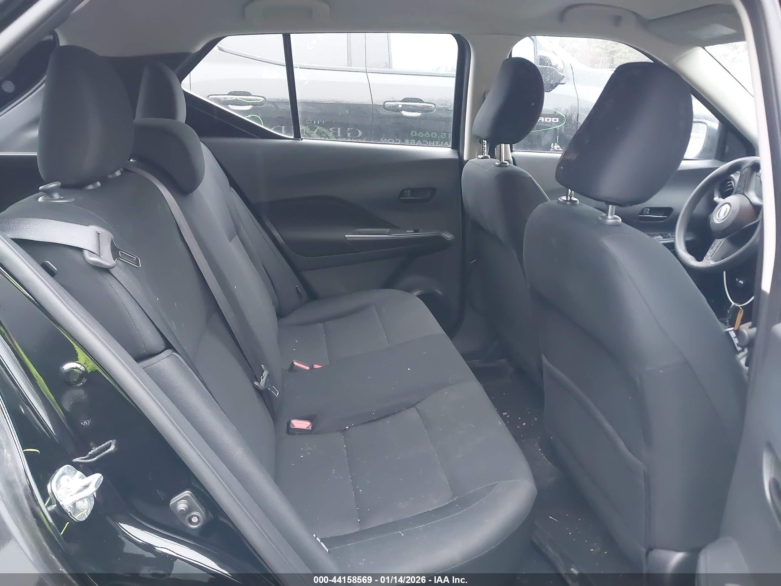 NISSAN KICKS image 8
