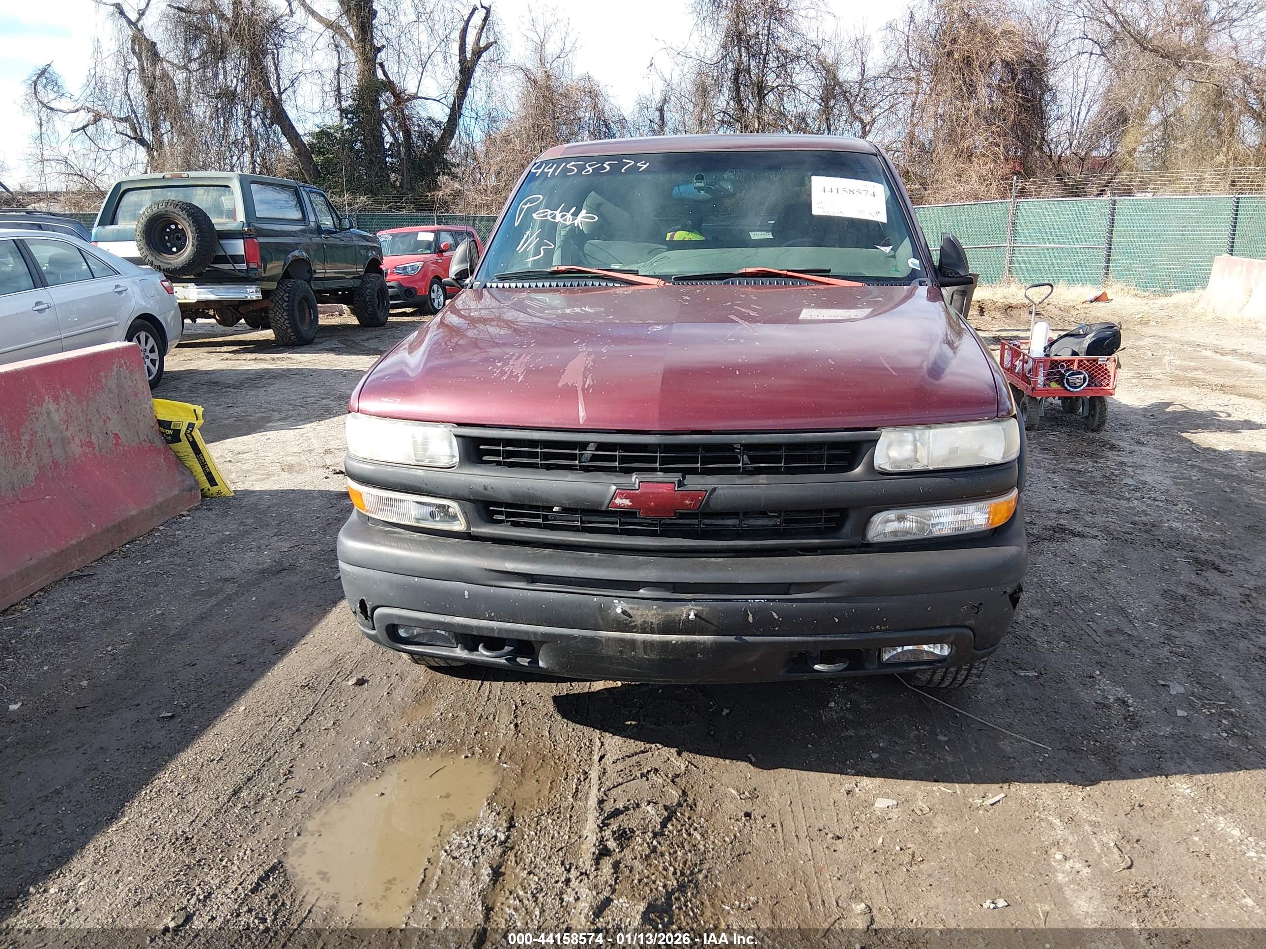CHEVROLET SILVERADO image 6