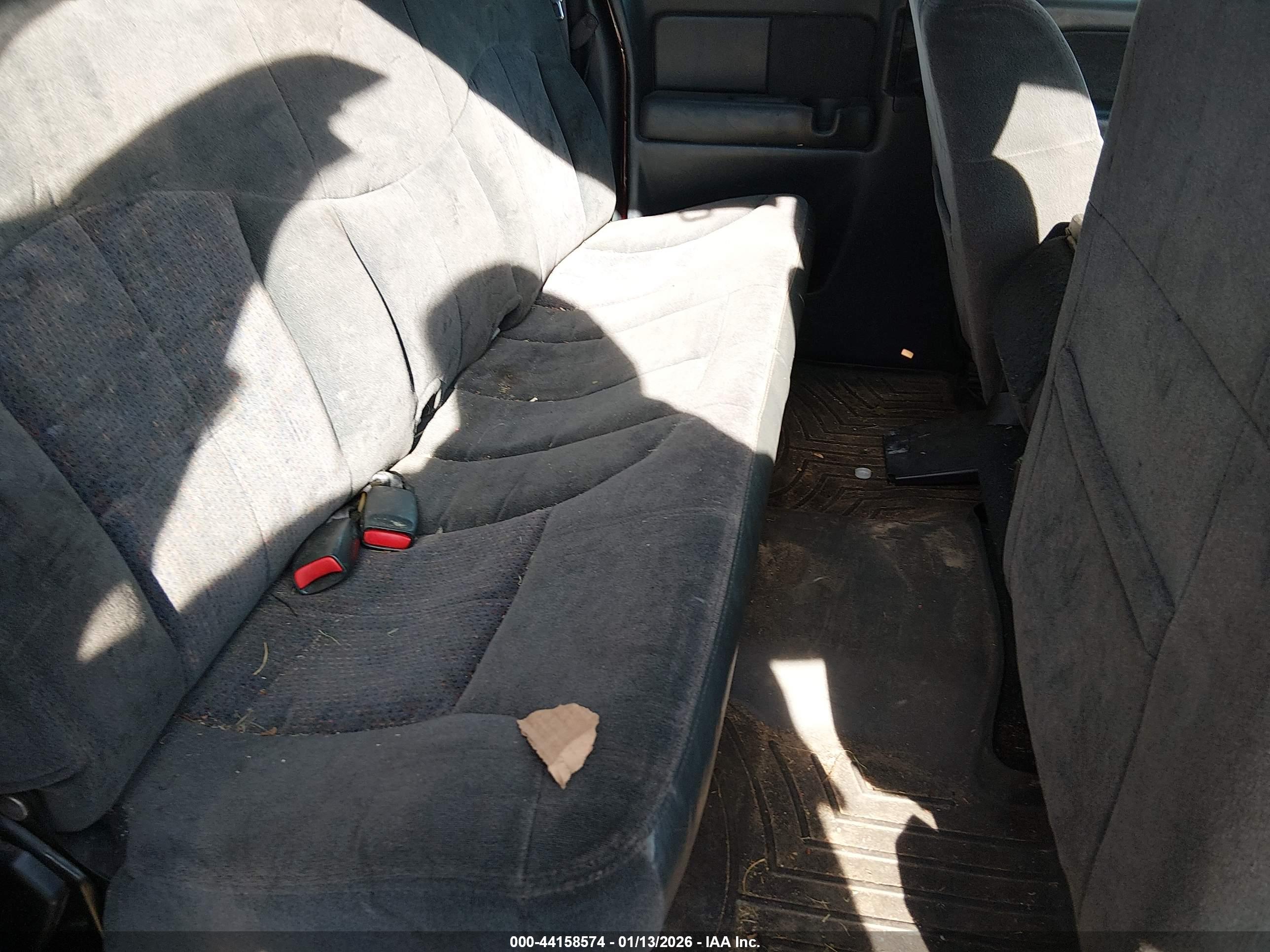 CHEVROLET SILVERADO image 8