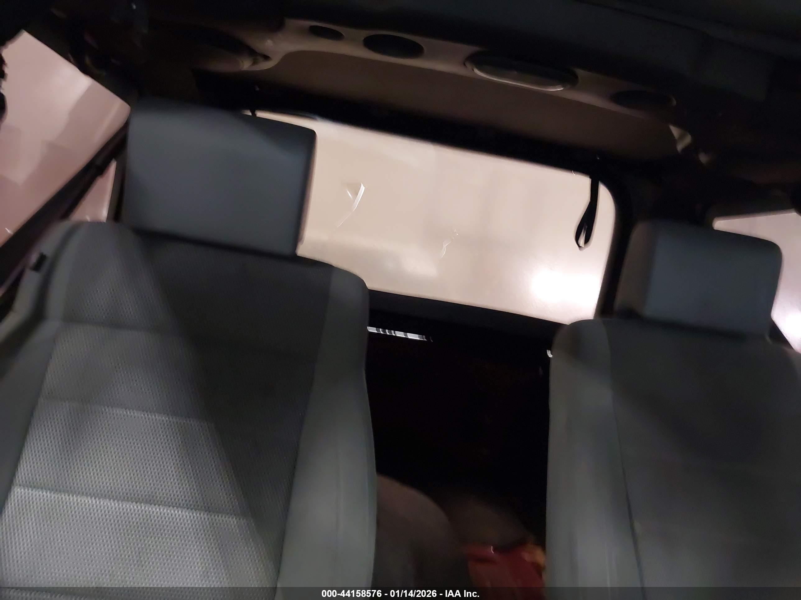 JEEP WRANGLER image 8