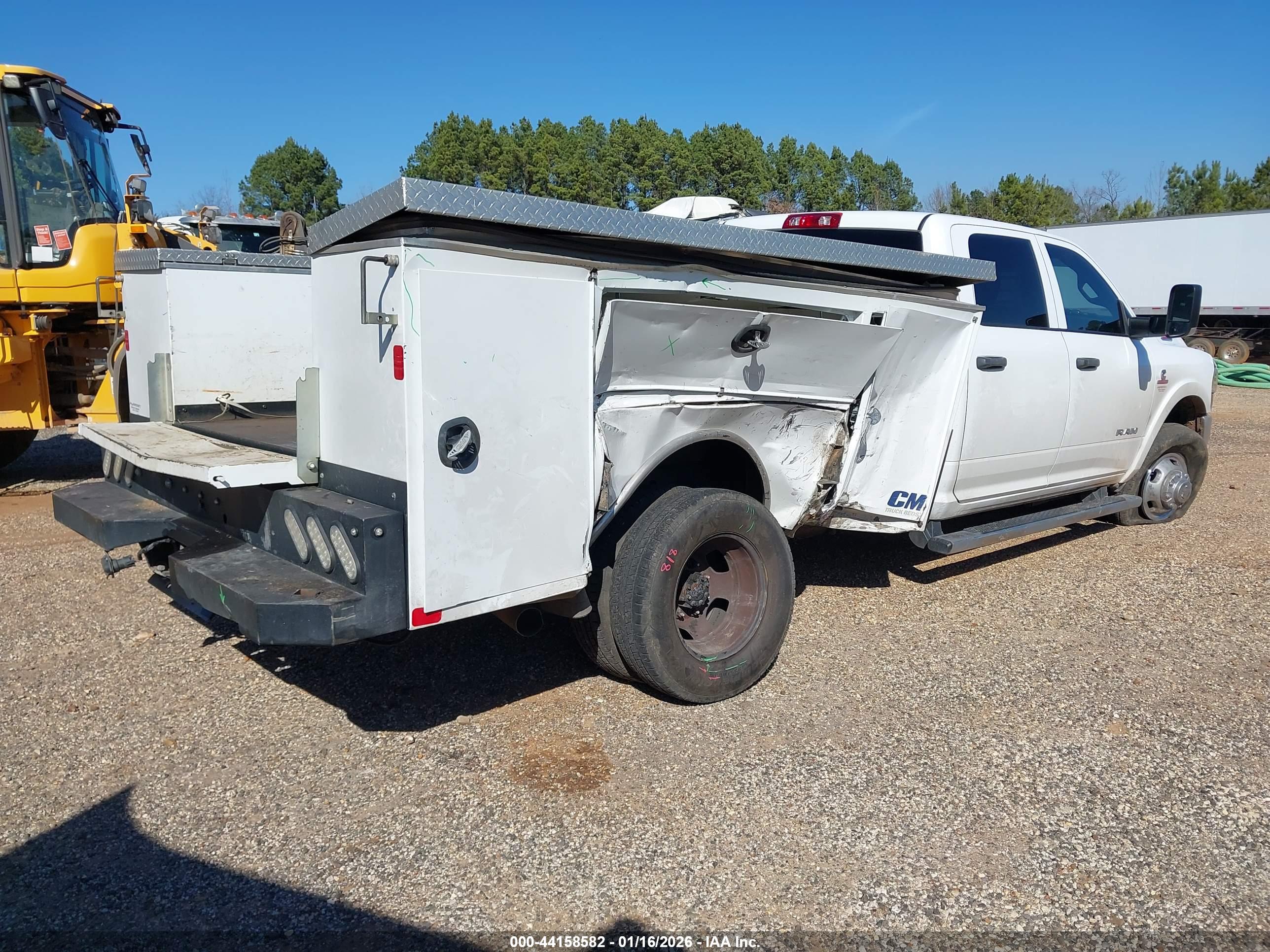 RAM 3500 image 4