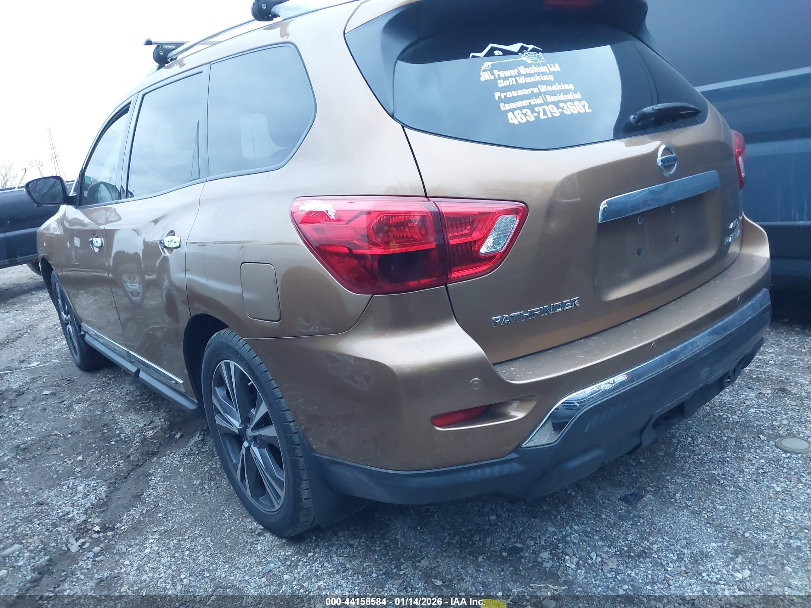 NISSAN PATHFINDER image 3