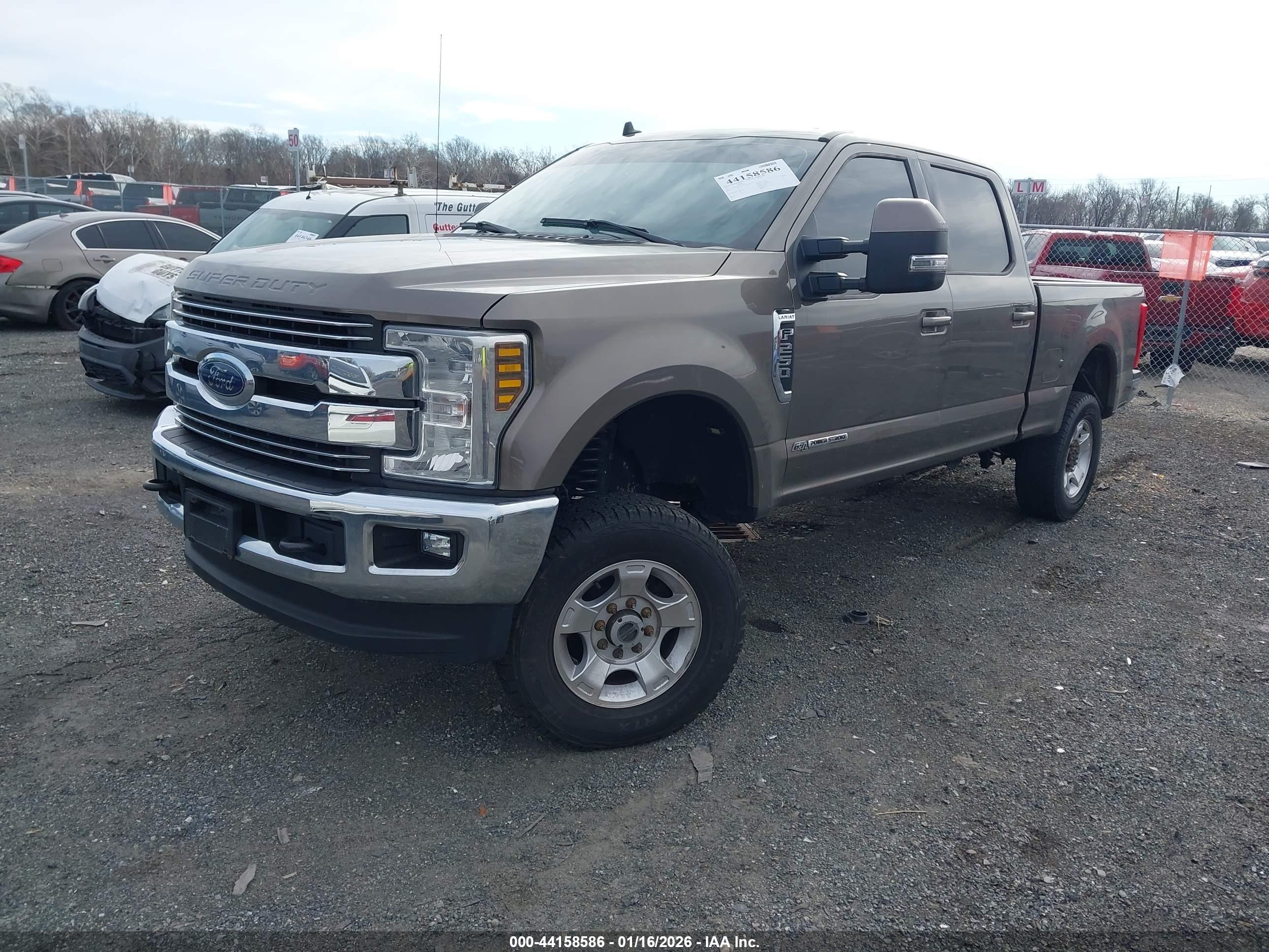 FORD F-250 image 2