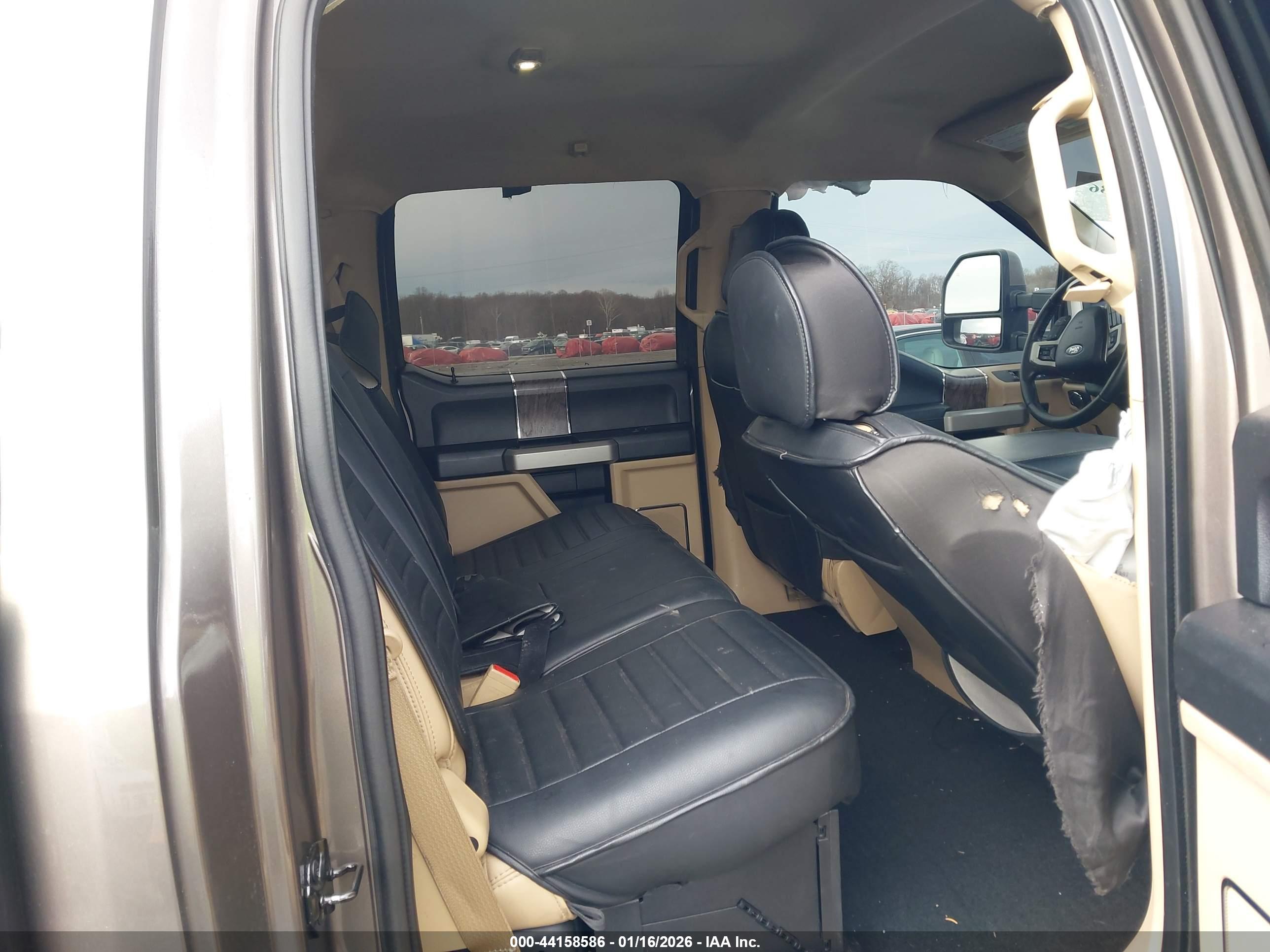 FORD F-250 image 8