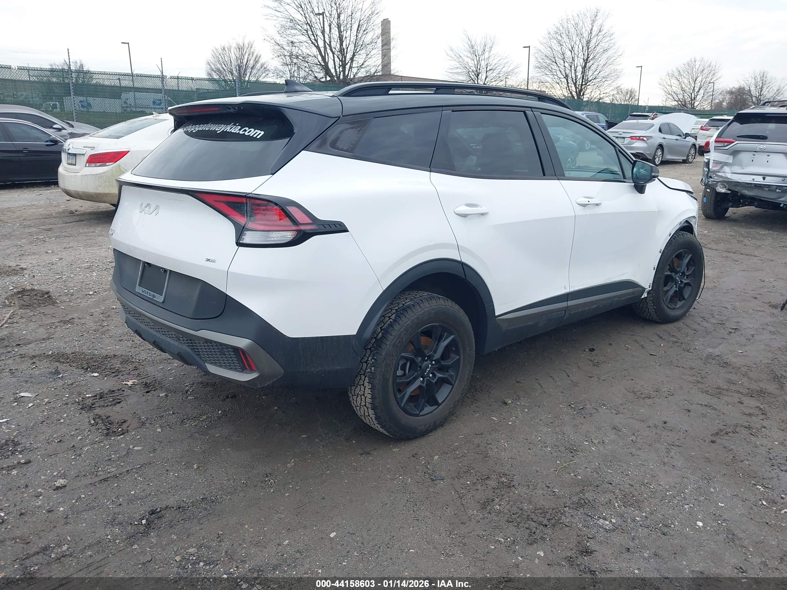 KIA SPORTAGE image 4