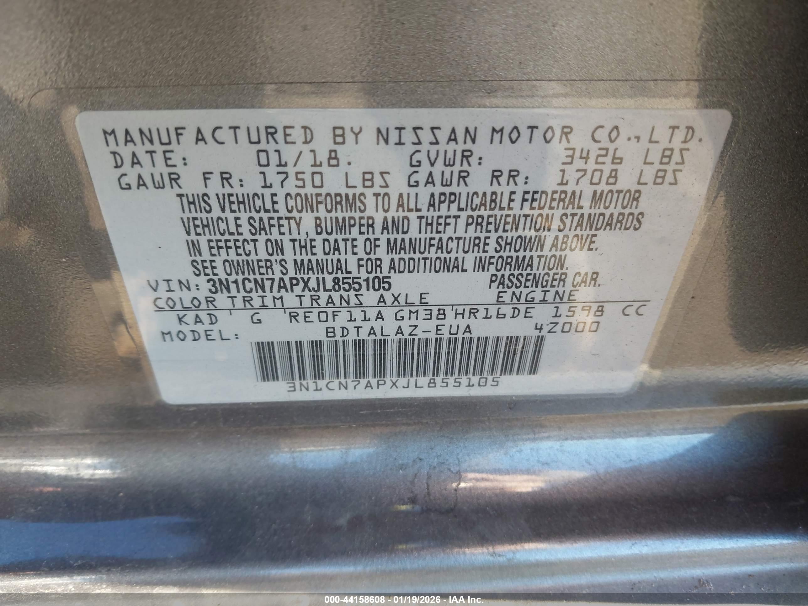 NISSAN VERSA image 9