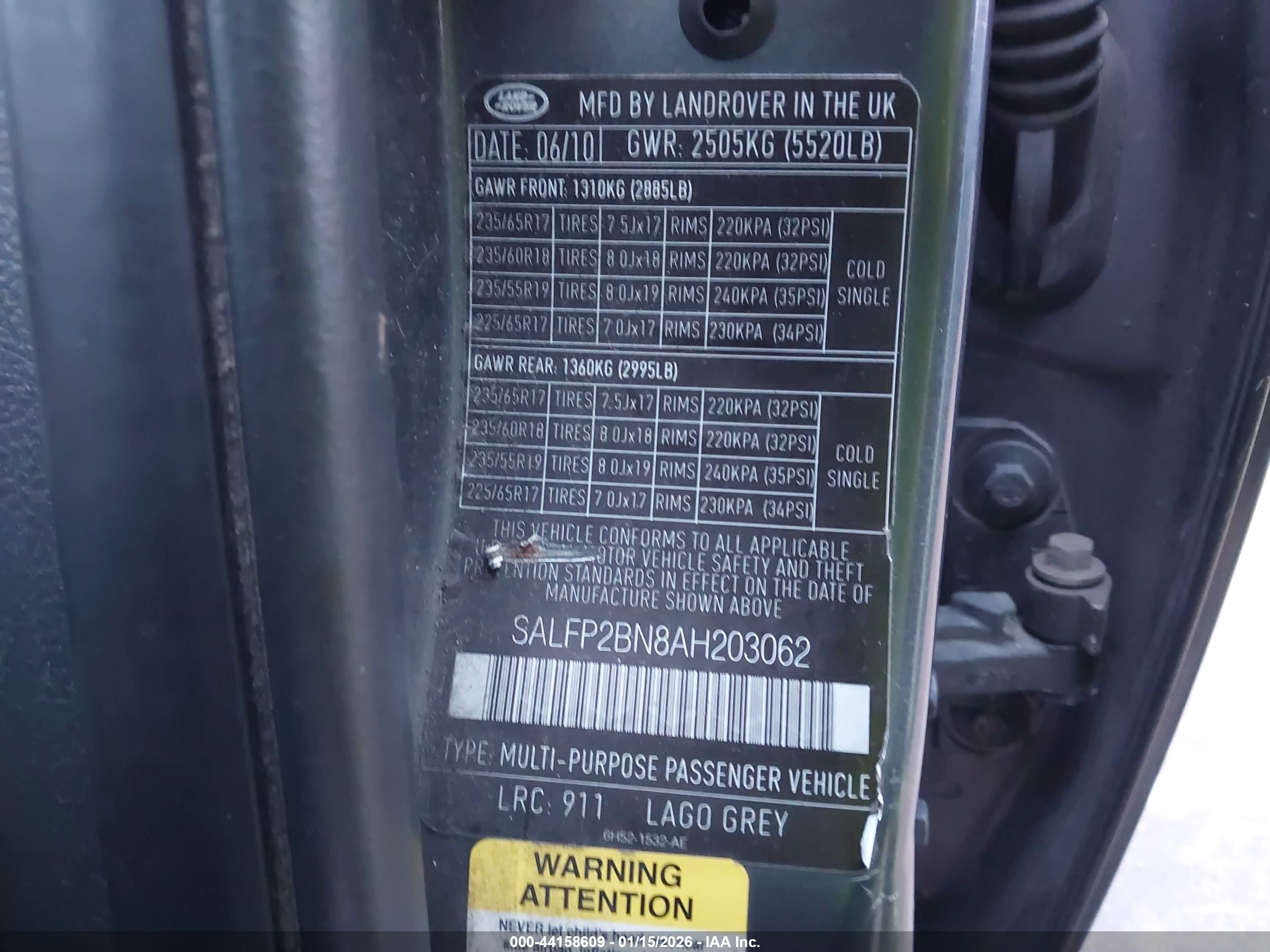 LAND ROVER image 9
