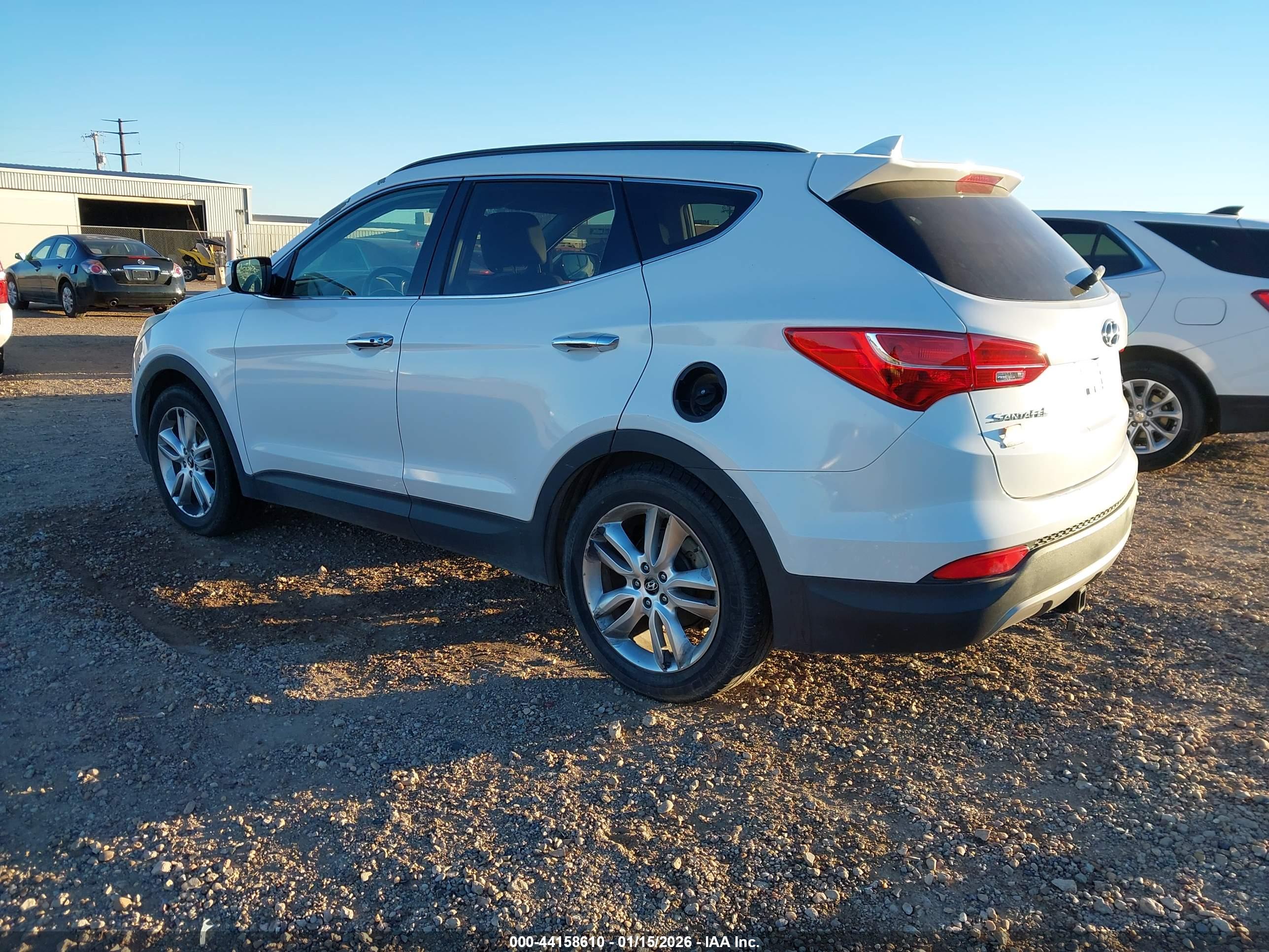 HYUNDAI SANTA image 3