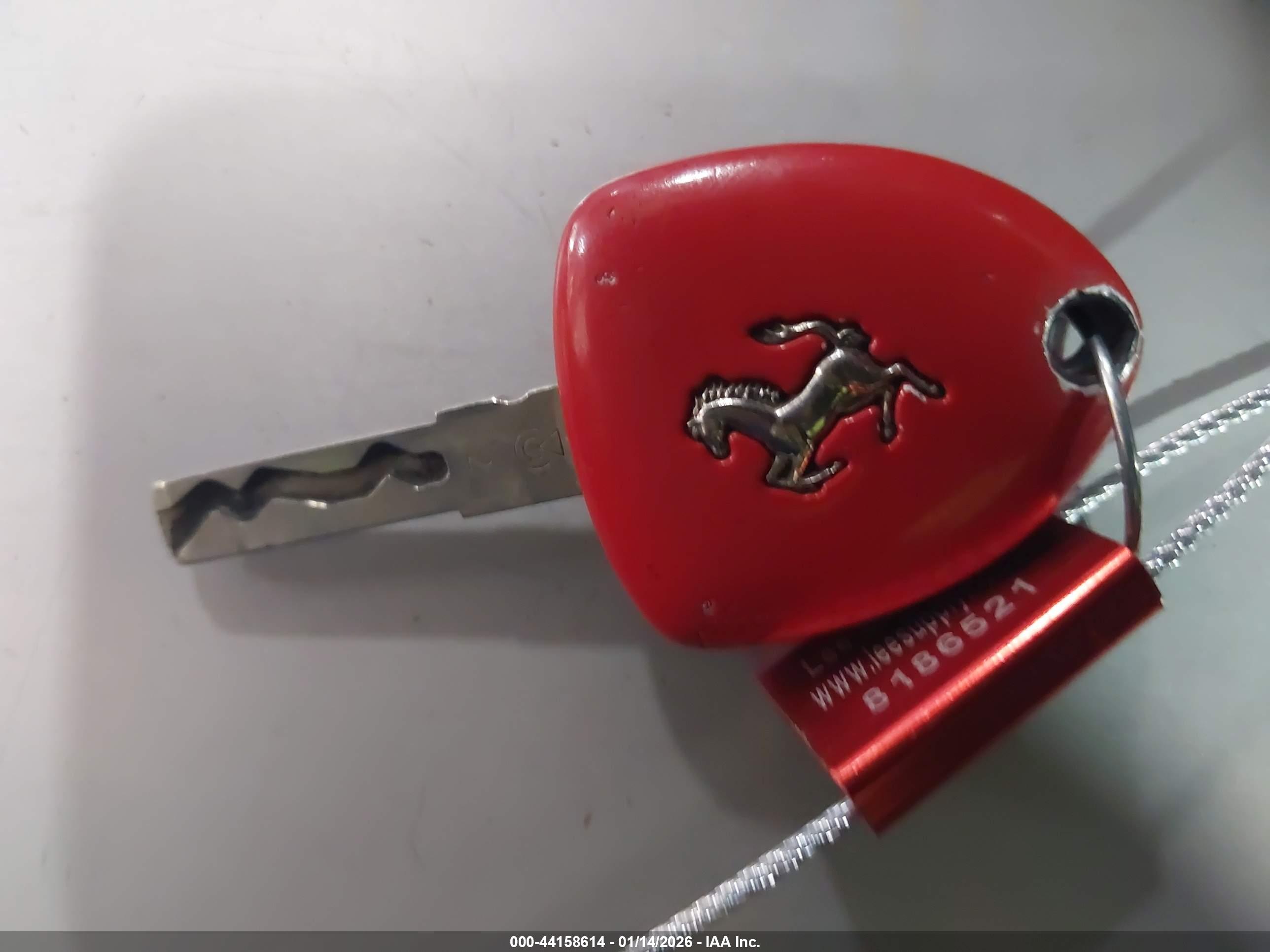 FERRARI CALIFORNIA image 11