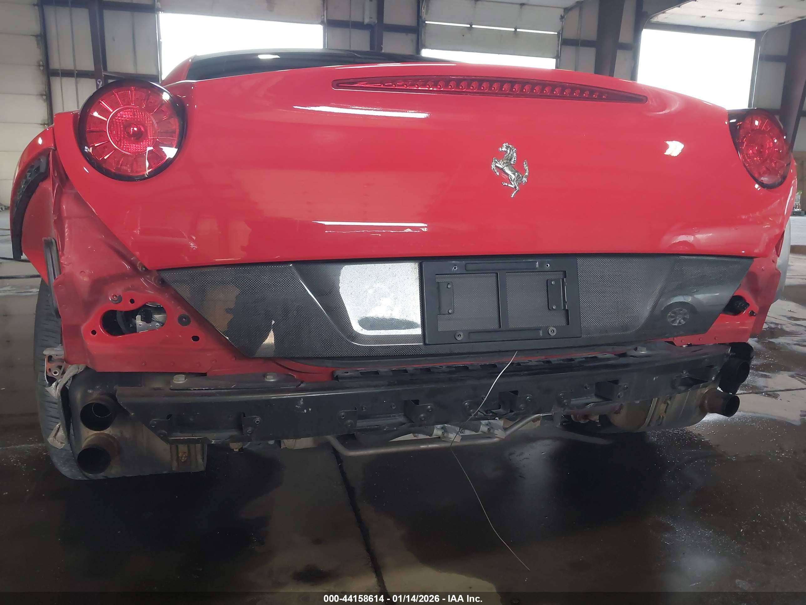 FERRARI CALIFORNIA image 6