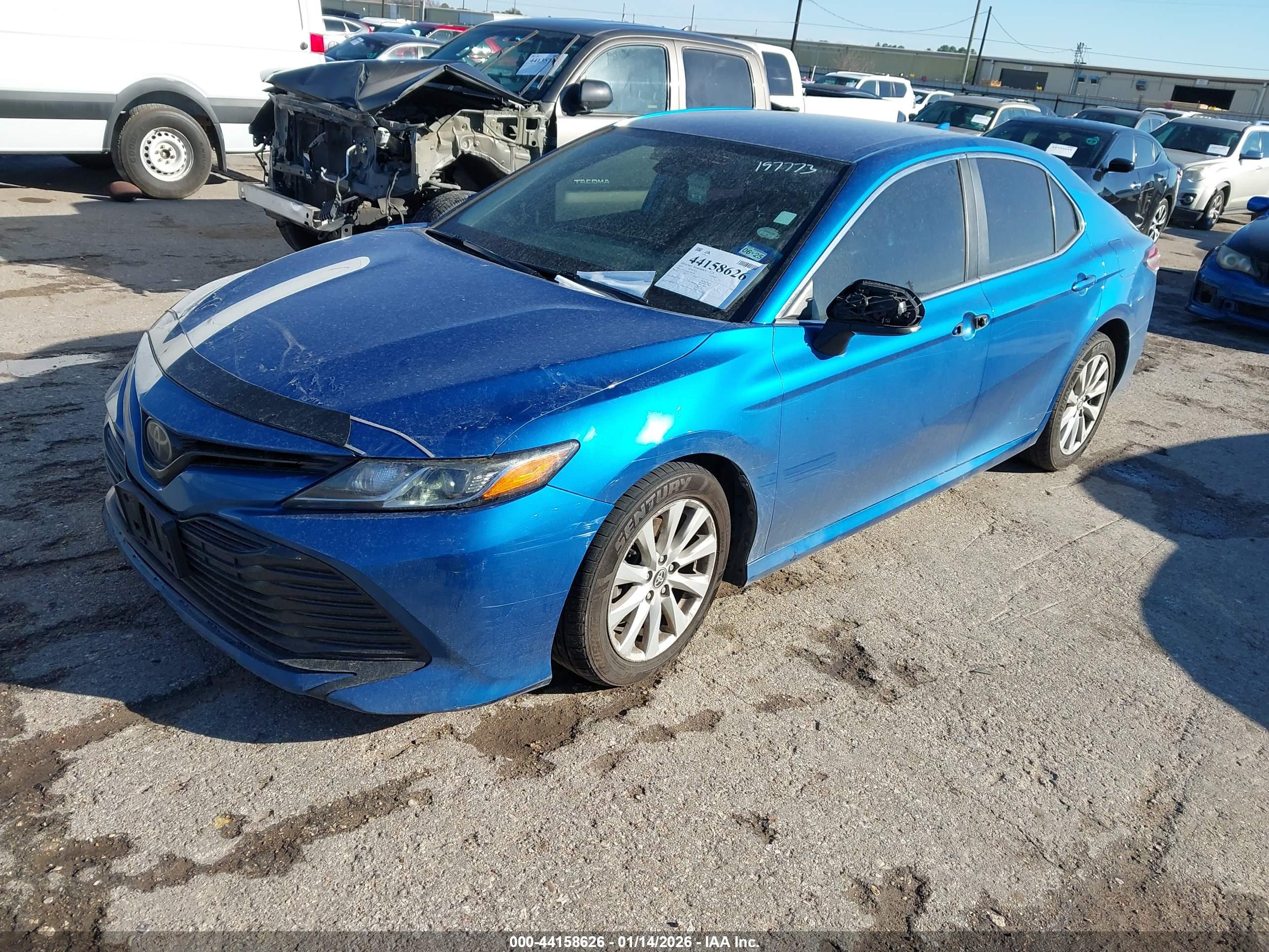 TOYOTA CAMRY image 2