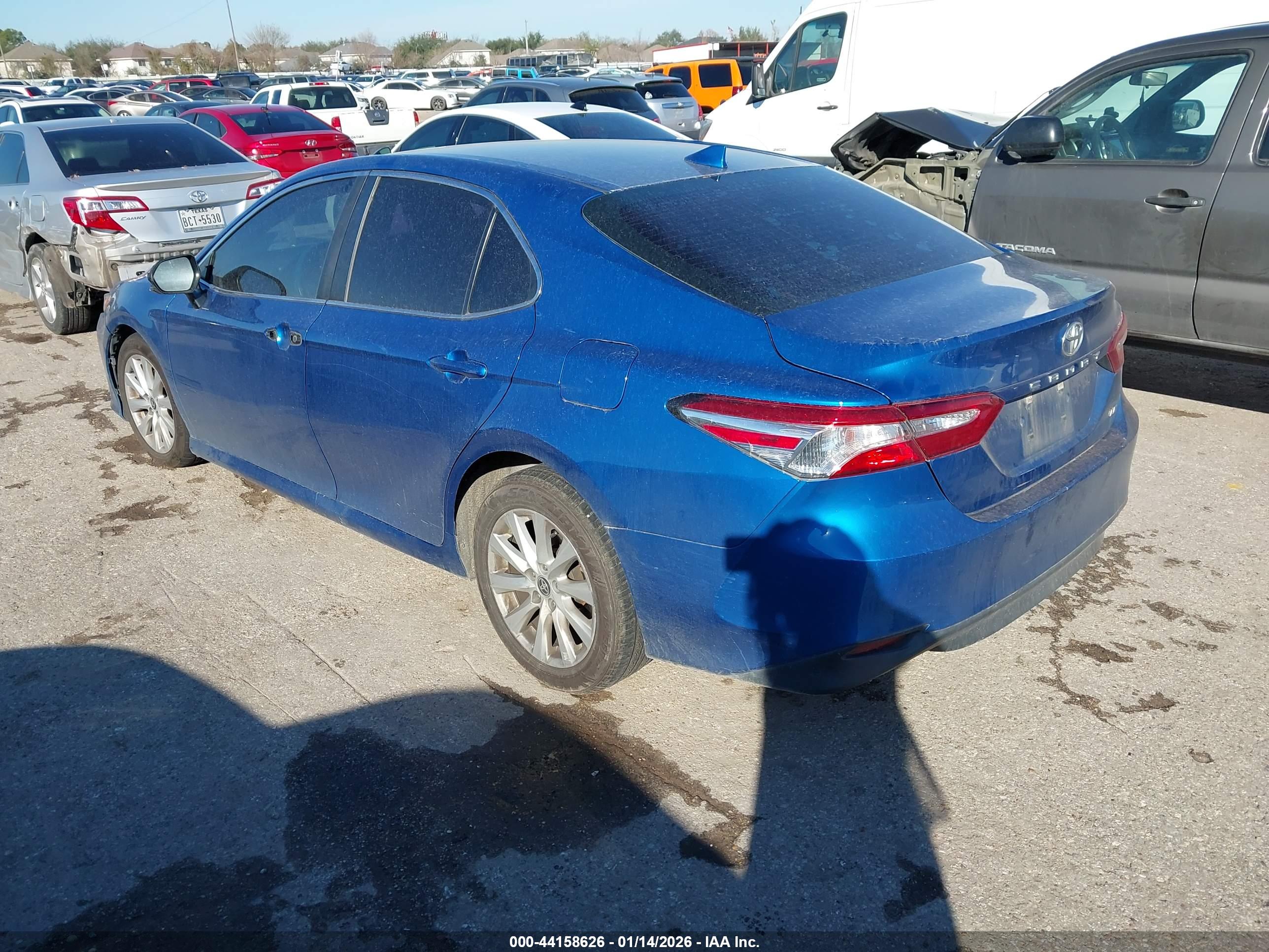 TOYOTA CAMRY image 3