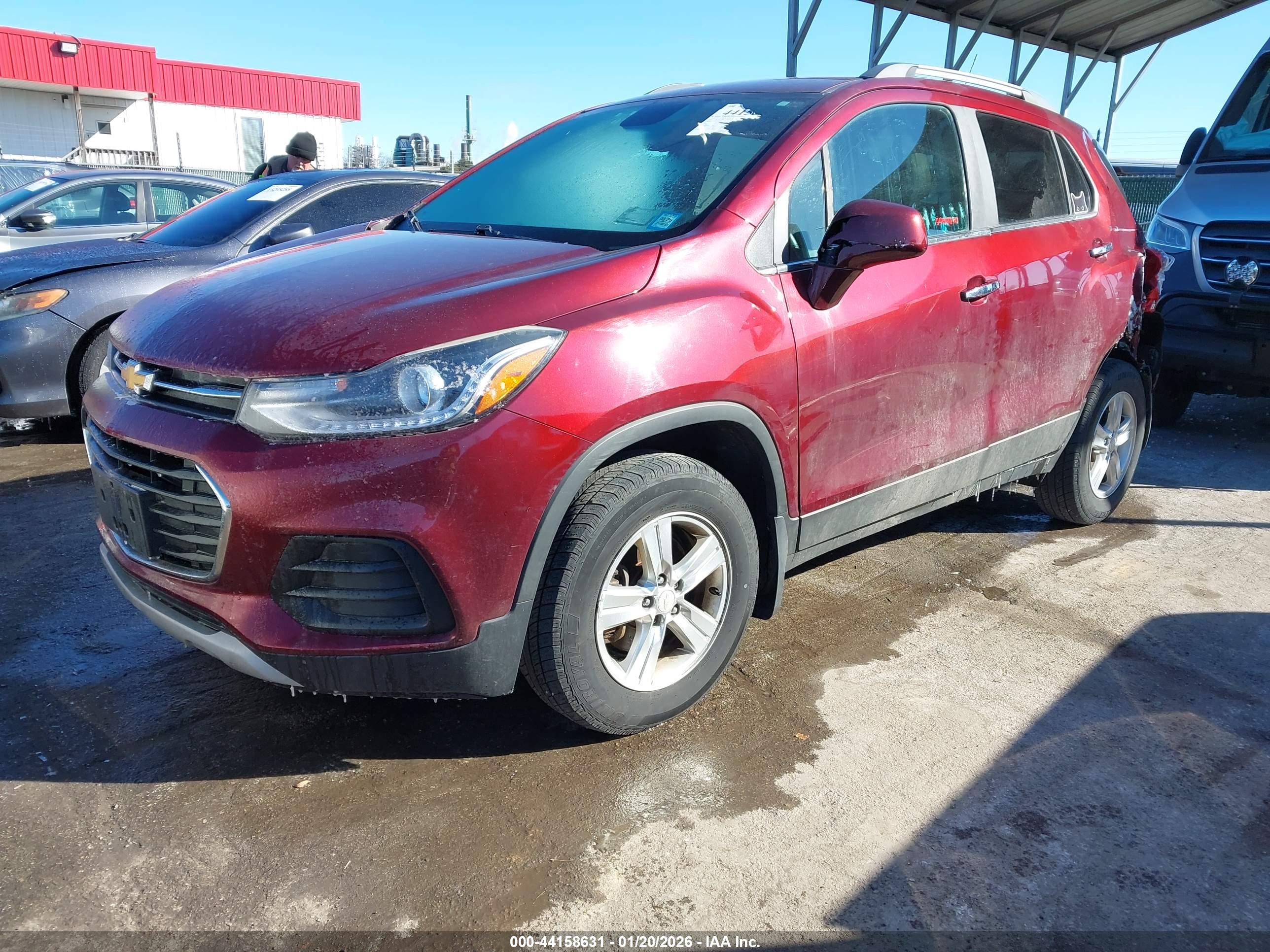 CHEVROLET TRAX image 2