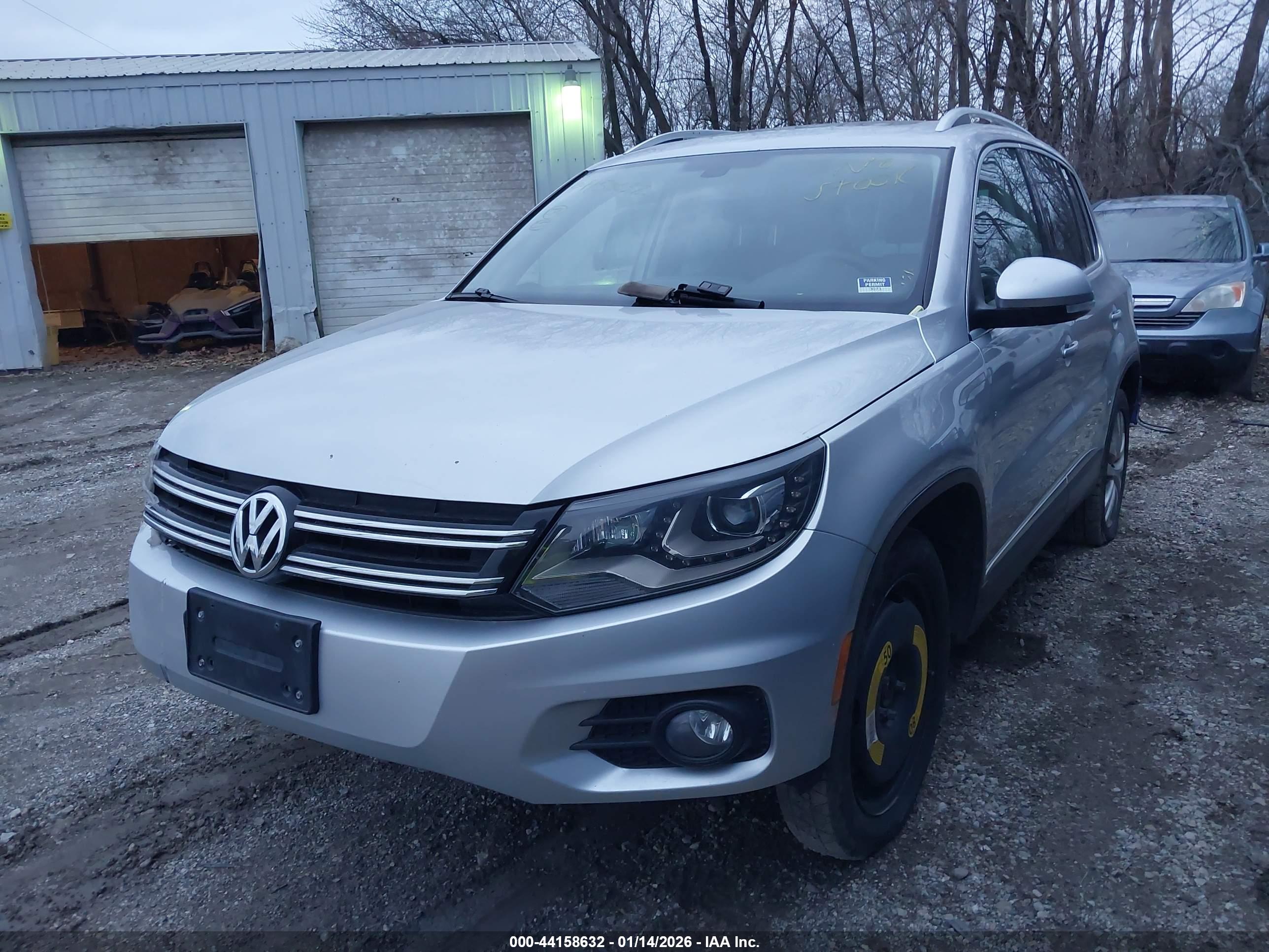 VOLKSWAGEN TIGUAN image 2