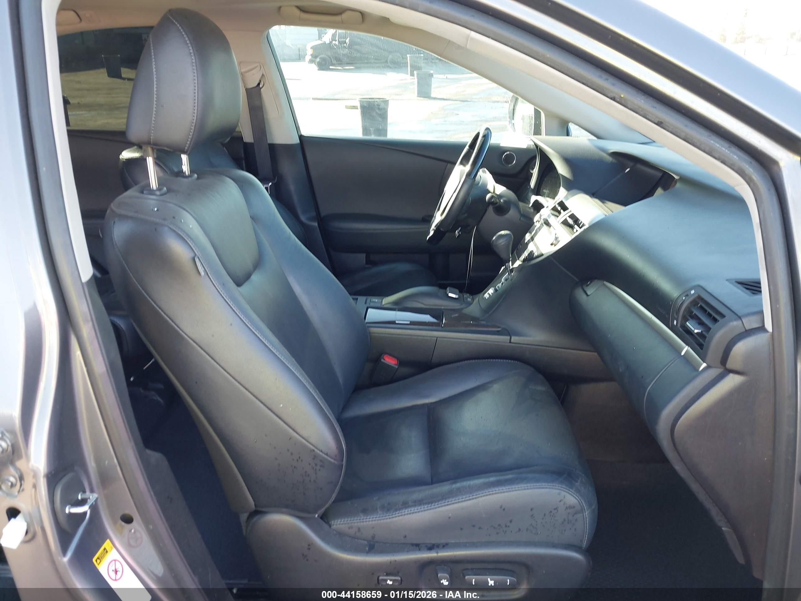 LEXUS RX image 5
