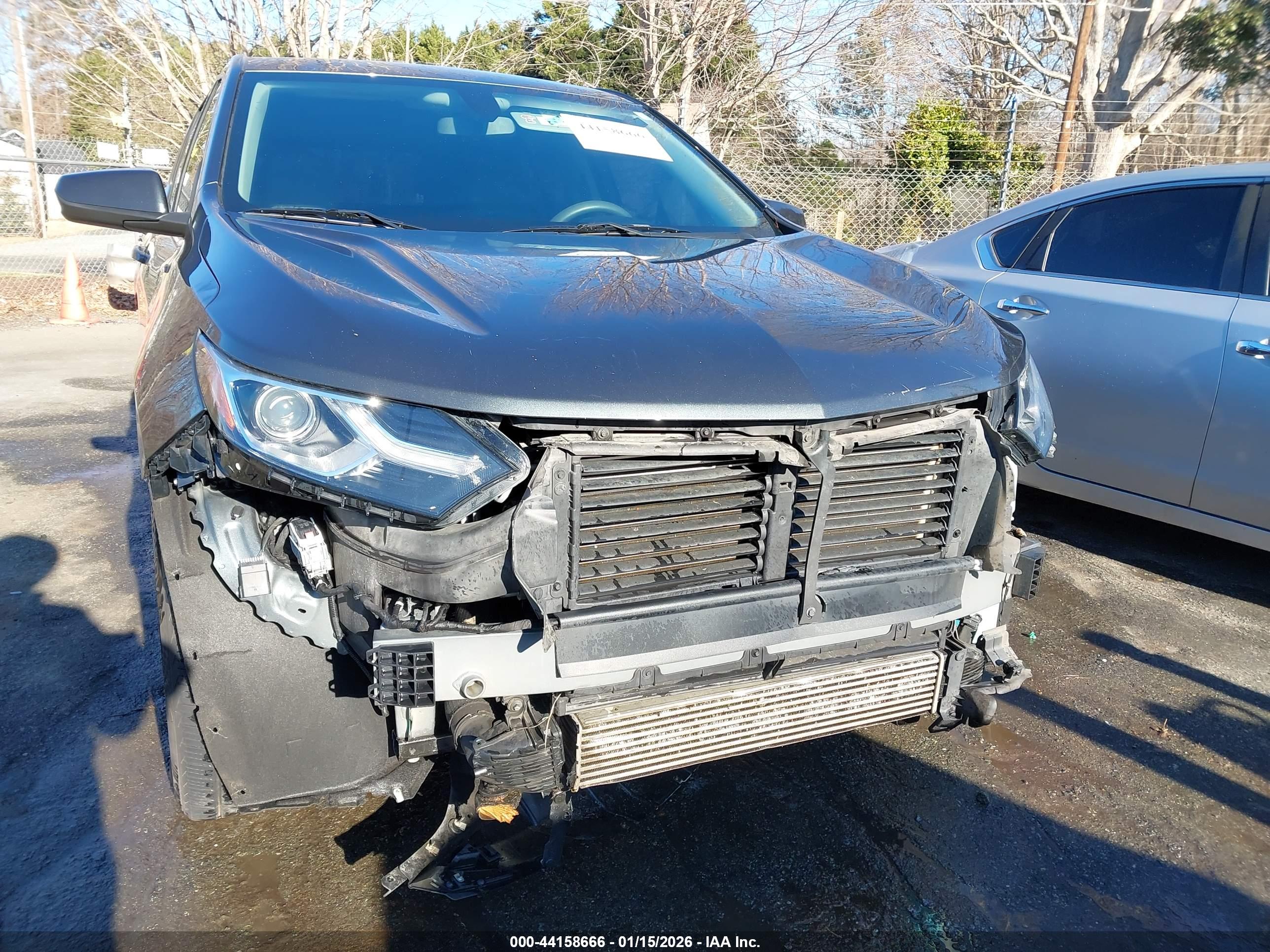 CHEVROLET EQUINOX image 6