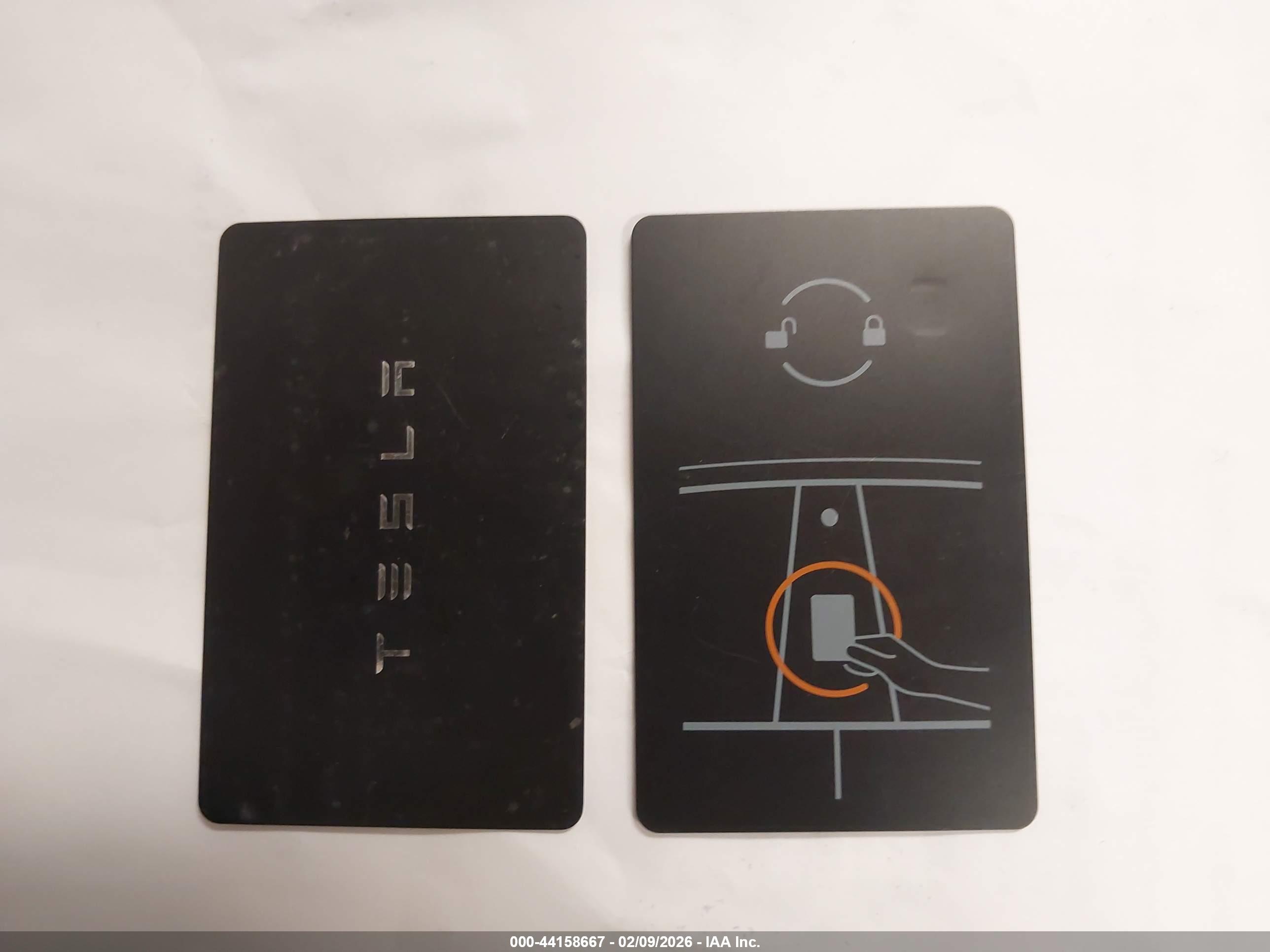 TESLA MODEL image 11